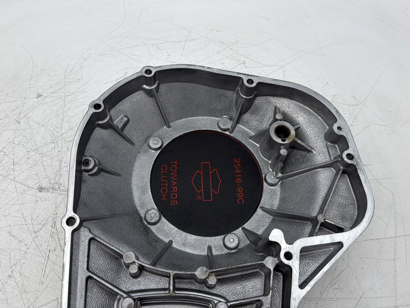 2004 Harley Touring FLHT Electra Glide OEM Outer Primary Clutch Cover 60685-04