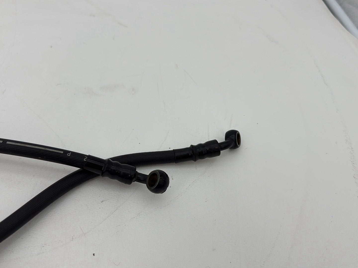 2009 Harley Sportster XL1200C 1200 Custom OEM Front Brake Hose Line Pipe