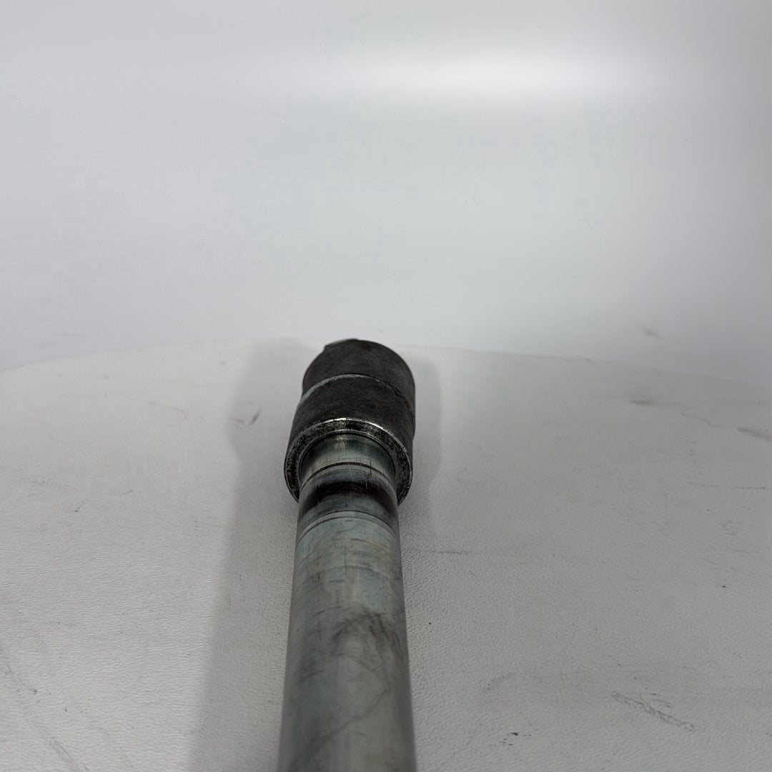 1999 - 2006 Harley-Davidson Touring Electra Glide Classic Front Wheel Axle Bolt Shaft 43364-00