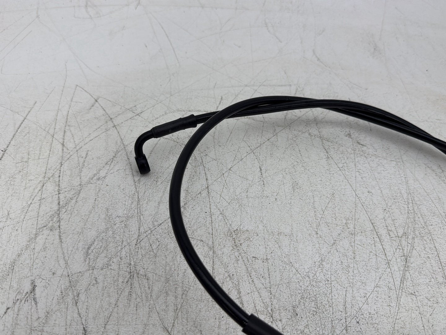 2007 Harley Dyna Street Bob FXDBI OEM Front Brake Hose Line Pipe