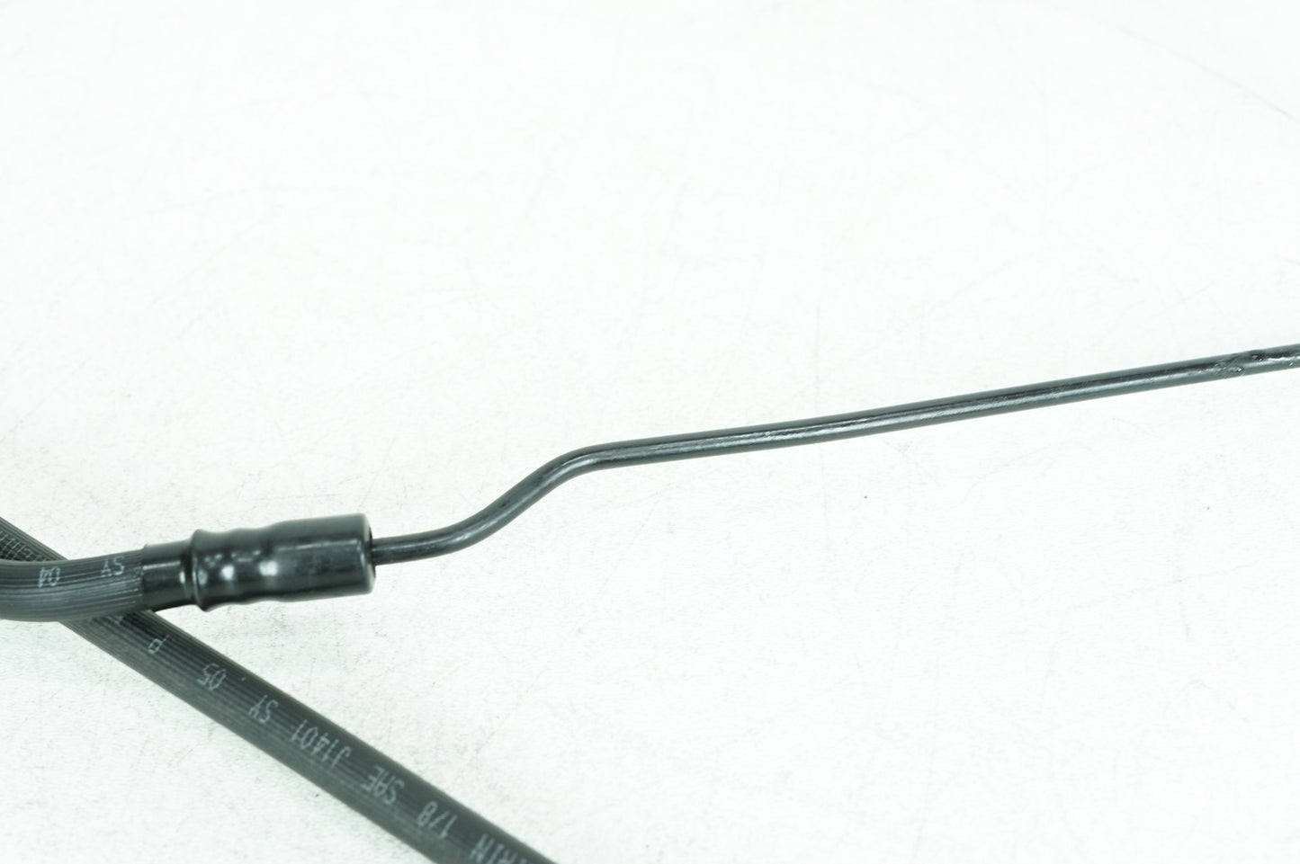 2004 - 2022 Harley-Davidson Sportster Iron 883 Front Brake Hose Line Pipe 46400-04C