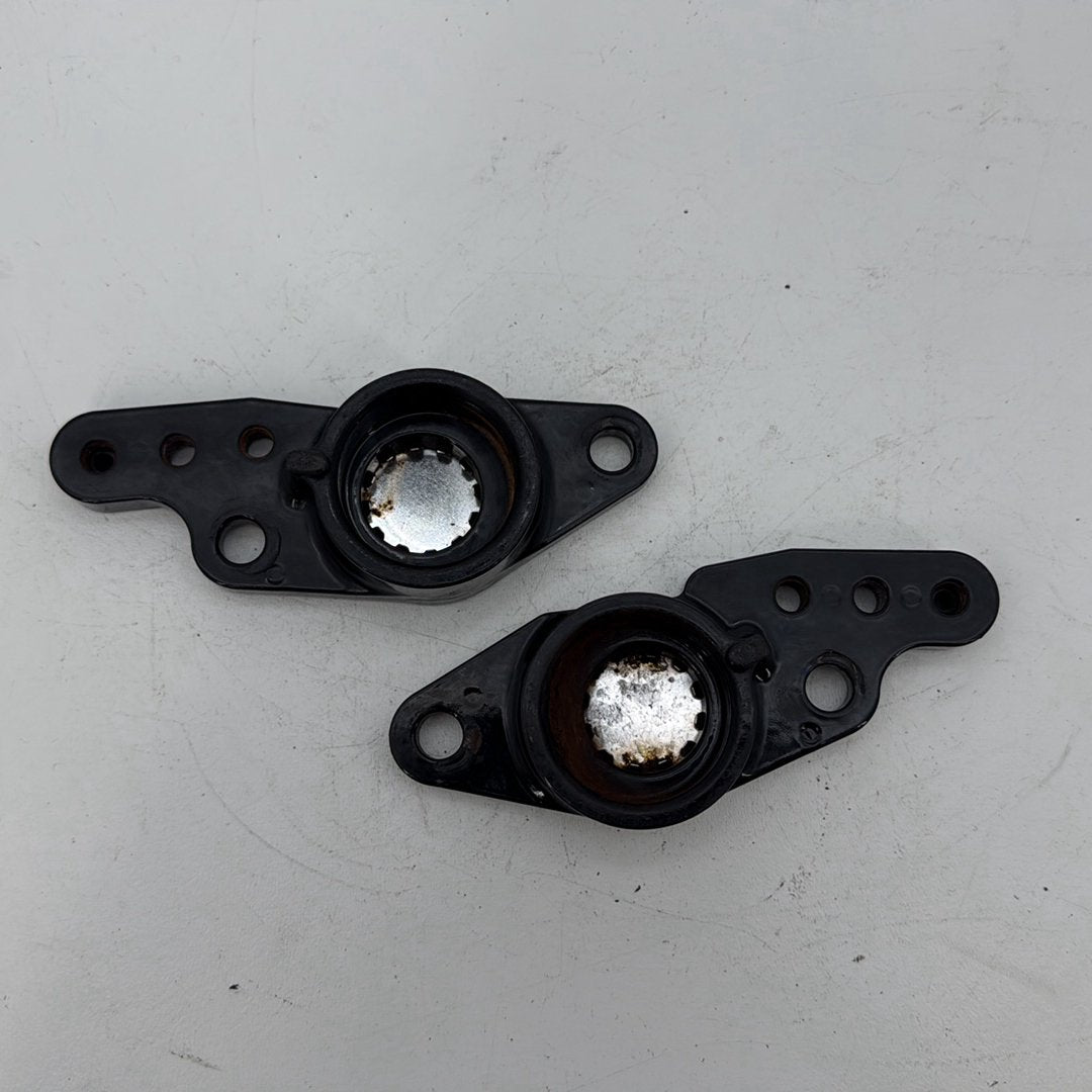 1999 - 2006 Harley-Davidson Touring Road King Custom Rear Right & Left Fork Swingarm Brackets 50588-03