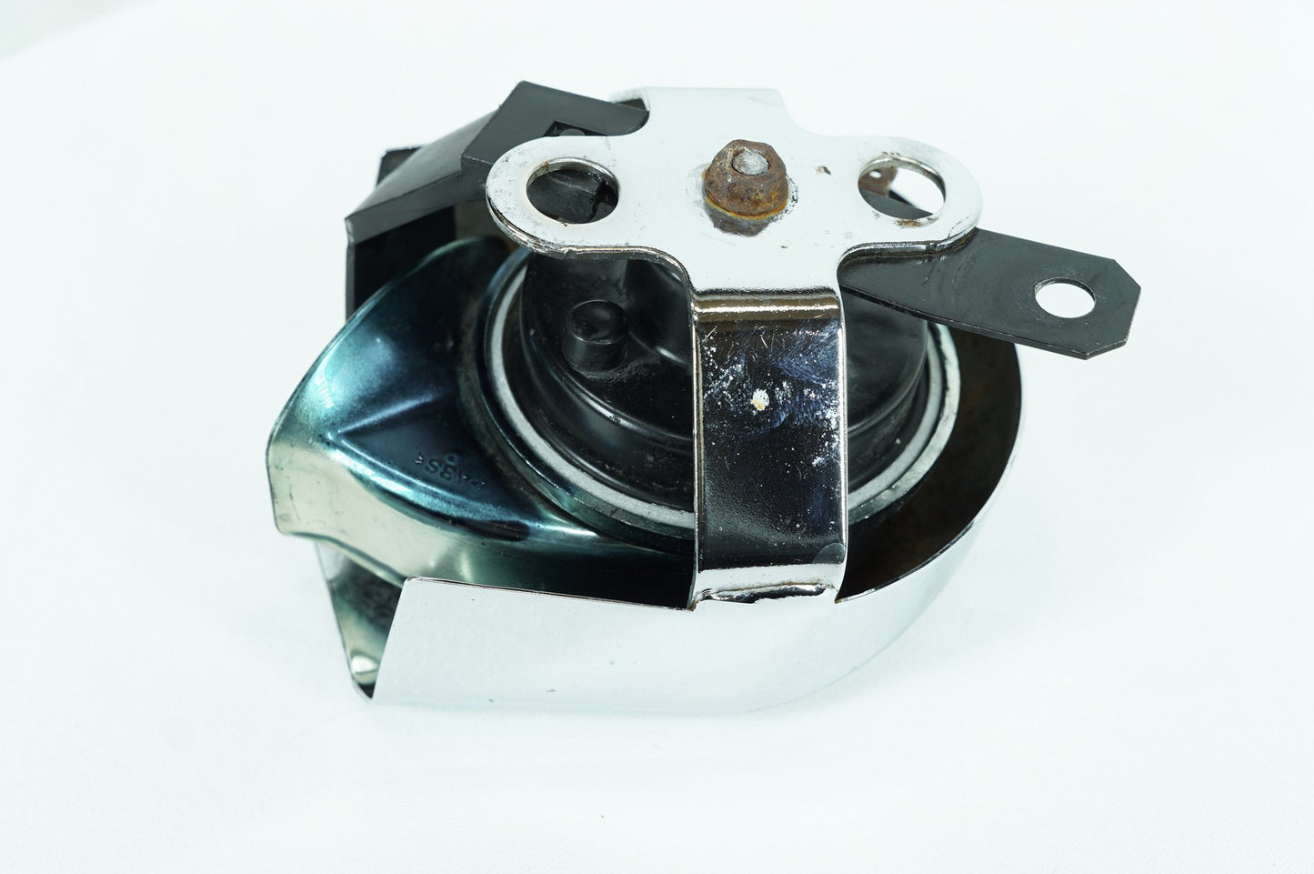 2007 - 2017 Harley-Davidson Dyna Switchback Horn Signal Klaxon Chrome Cover 69012-93A