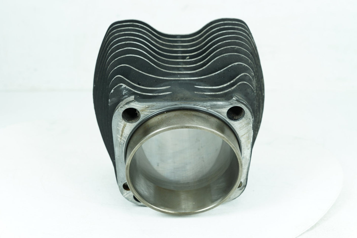 2000 - 2006 Harley-Davidson Softail Deuce Twin Cam Engine Jug 1 Cylinder Barrel 16526-99
