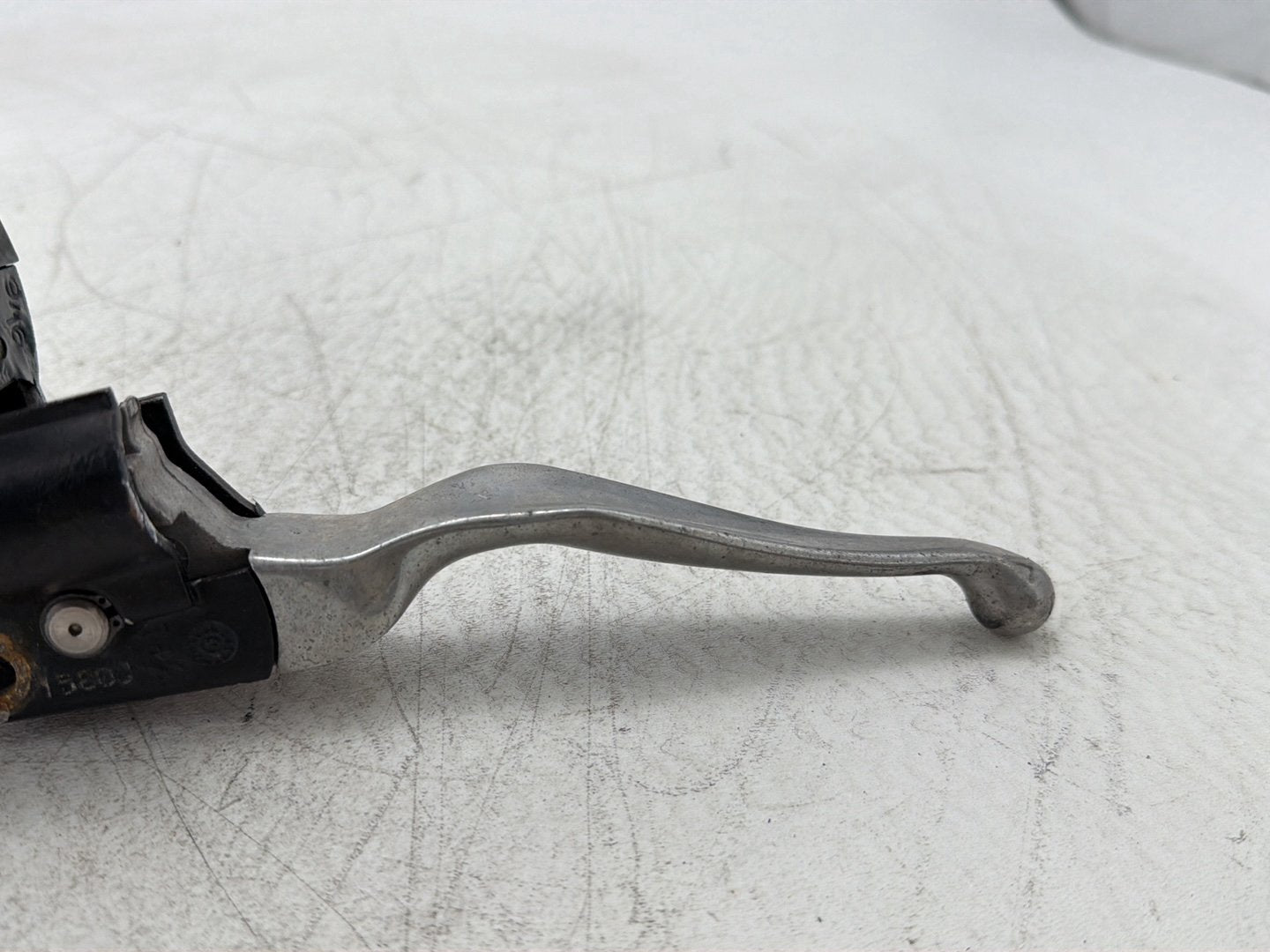 2011 Harley Heritage Softail Classic FLSTC OEM Front Right Brake Lever Master Cylinder