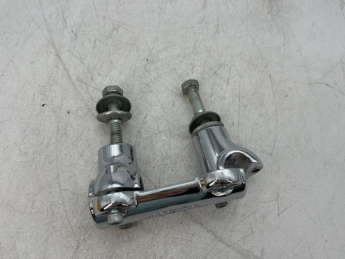 2013 Harley Heritage Softail Classic FLSTC OEM Front Handlebar Riser Top Clamp Chrome