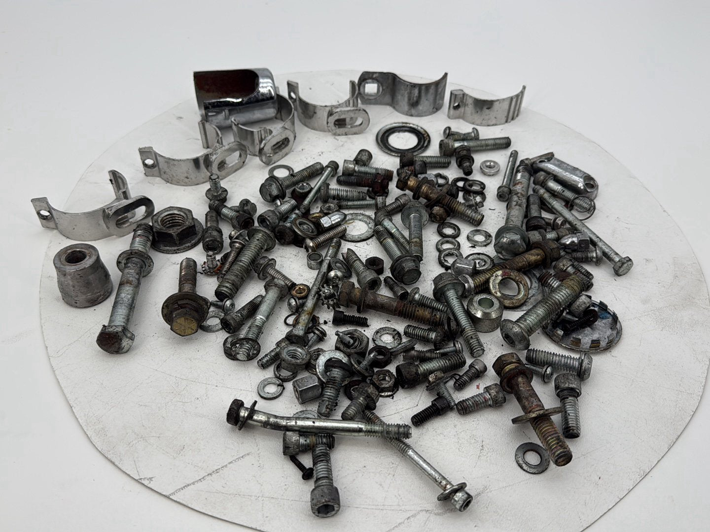 2006 - 2017 Harley-Davidson Dyna Street Bob Hardware Bolts Nuts & Brackets