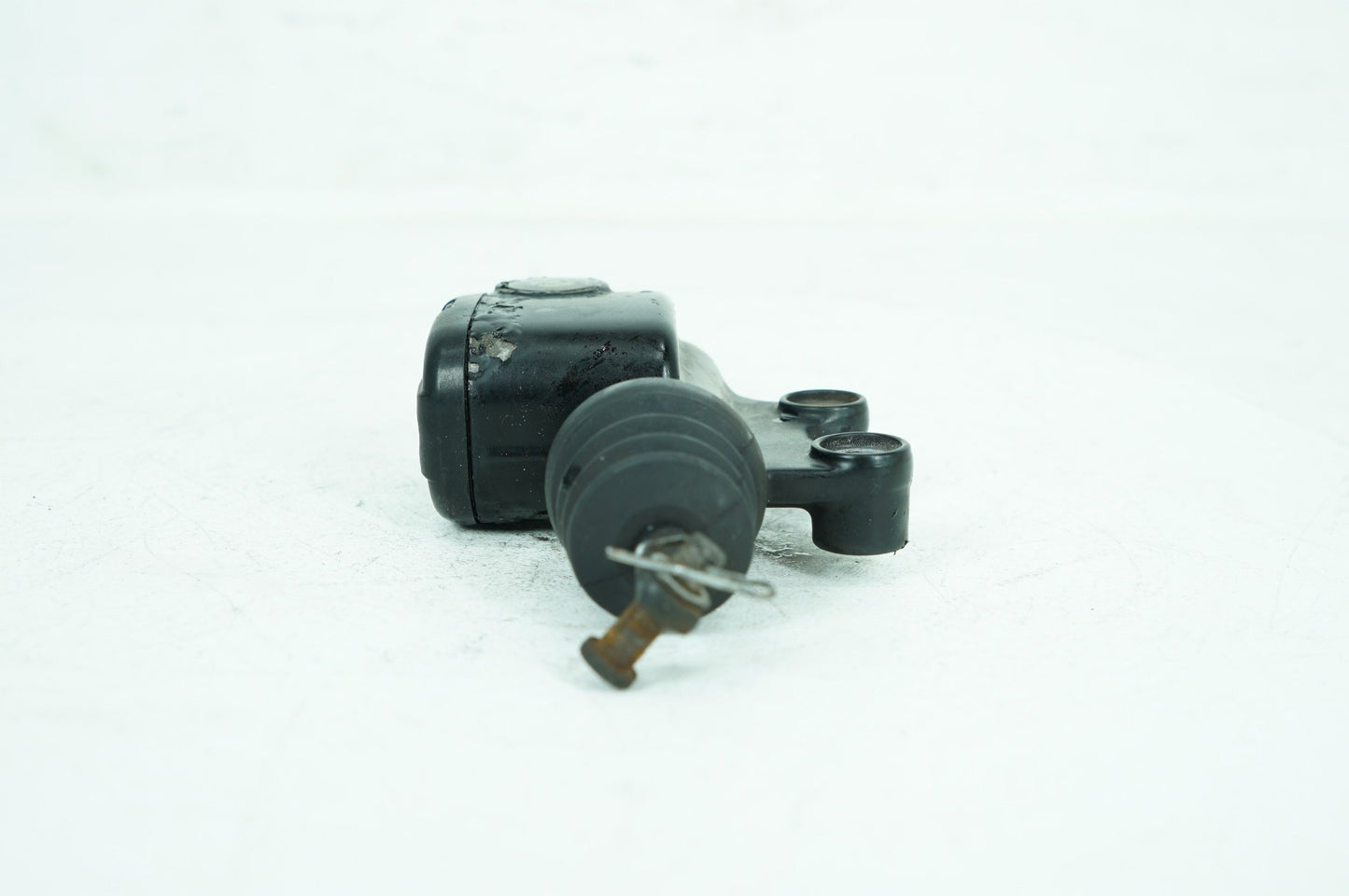 2007 - 2016 Harley-Davidson Touring Street Glide Rear Brake Master Cylinder Reservoir 41763-08B