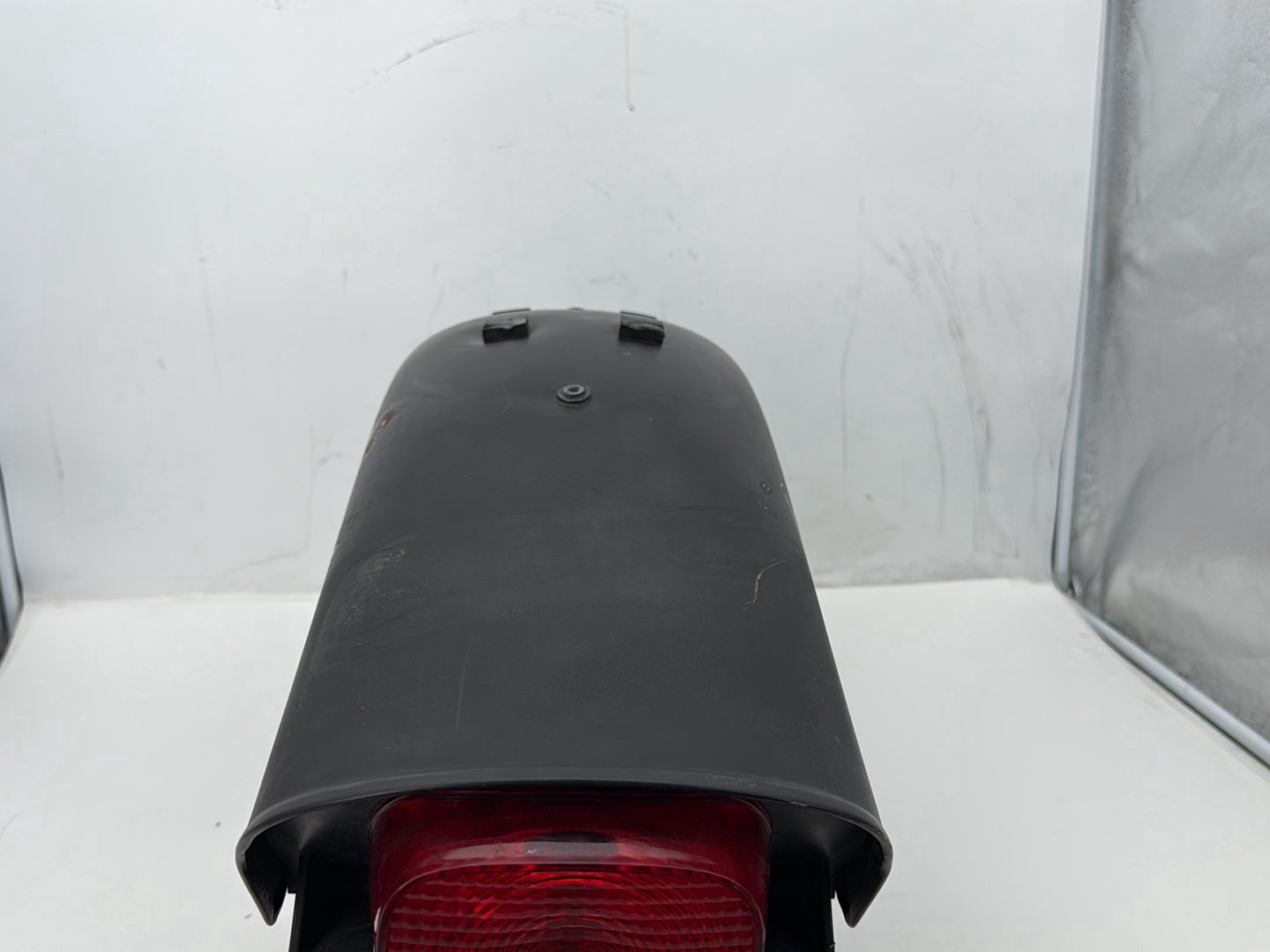 2012 Harley Dyna Fat Bob FXDF 103 OEM Rear Wheel Fender Taillight Brake Lamp