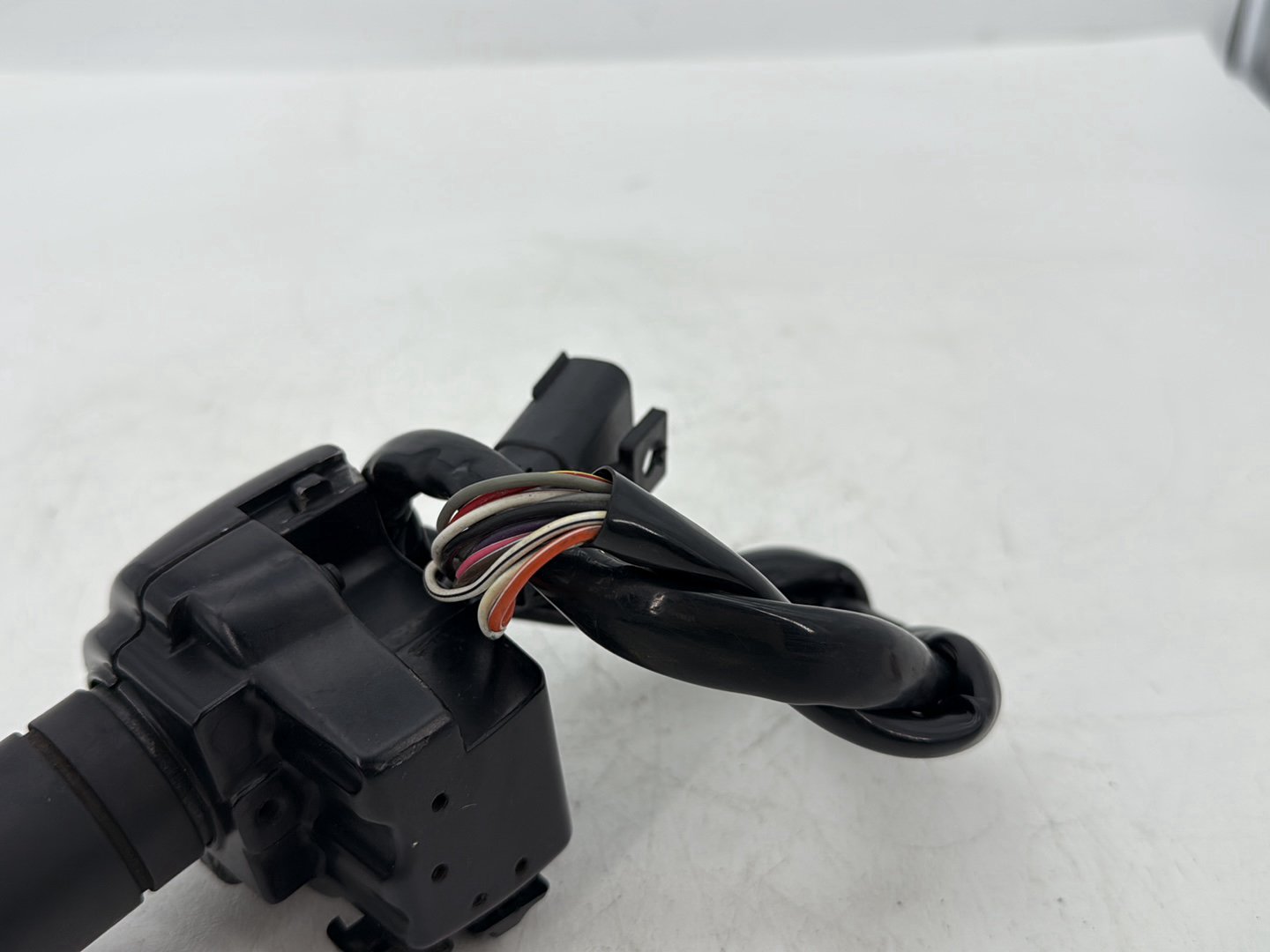 2008 Harley Touring FLHTCU Electra Glide Ultra OEM Right Engine Start Kill Switches Controls
