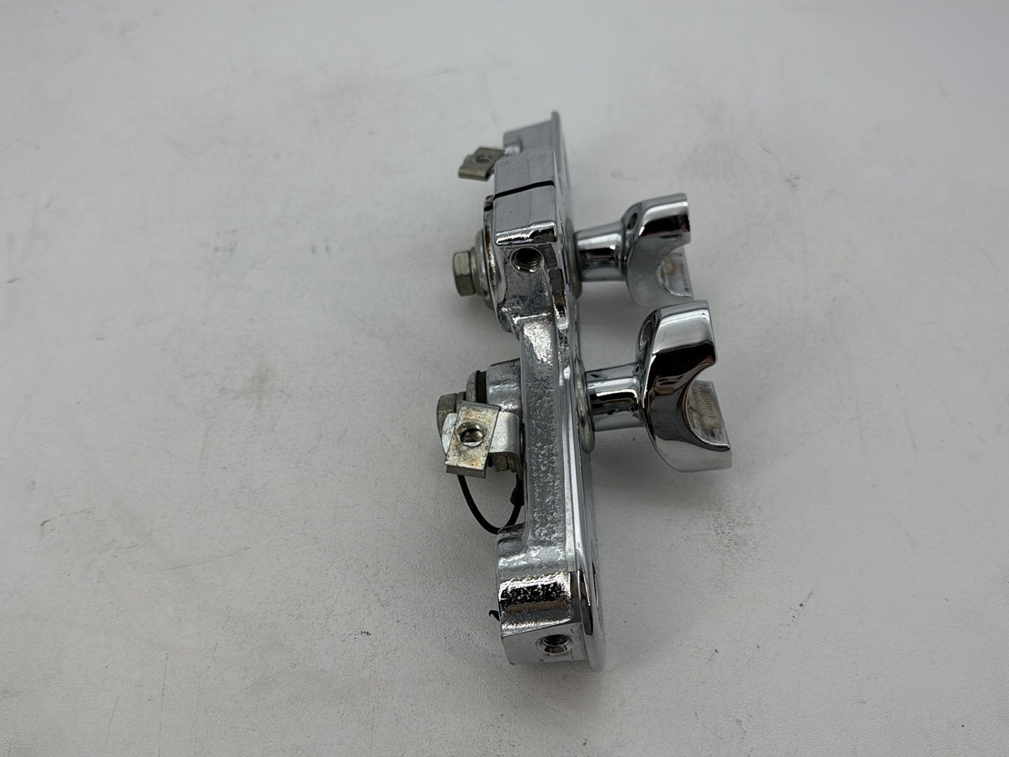 2004 Harley Softail FLSTC Heritage Classic OEM Front Fork Upper Triple Tree Clamps
