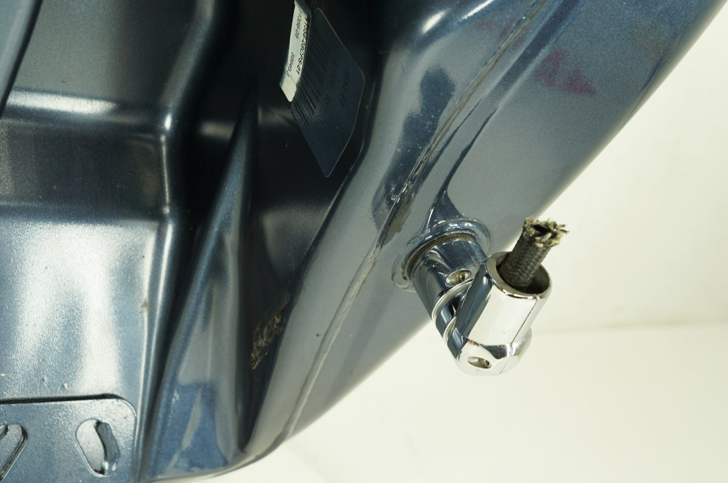 2007 - 2012 Harley-Davidson Touring Electra Glide Ultra Fuel Gas Tank Gasoline Reservoir 61356-08