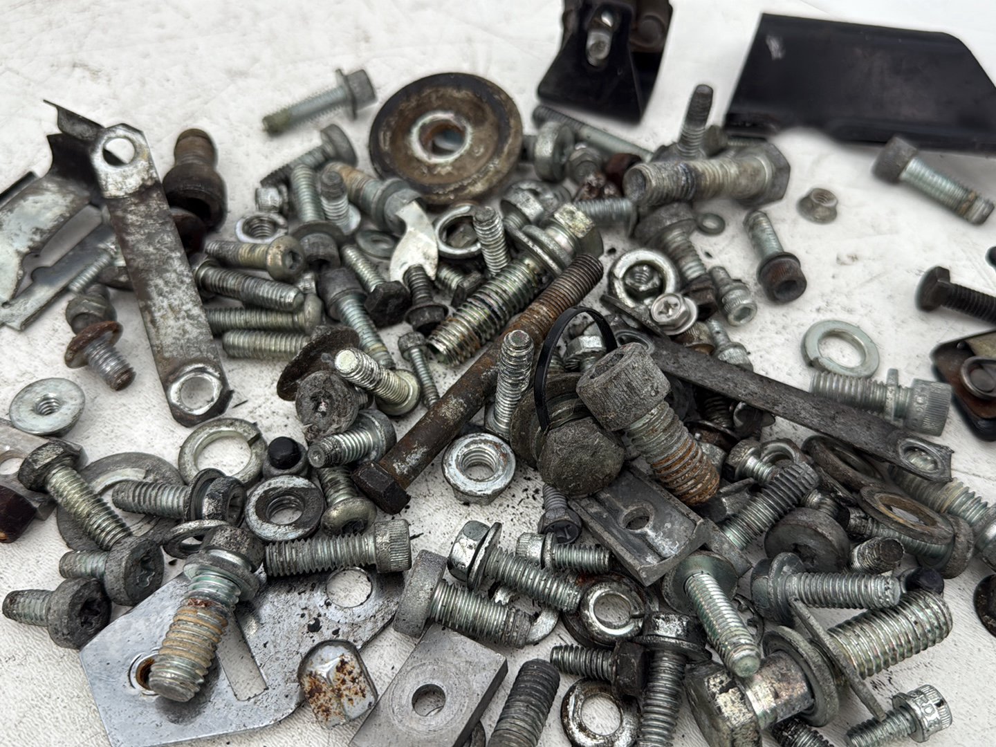 08 Harley Touring FLHTCU Electra Glide Ultra OEM Hardware Bolts Nuts & Brackets
