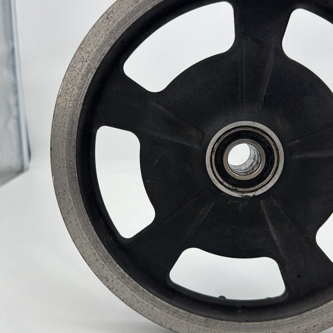 2008 - 2016 Harley-Davidson Touring Street Glide Rear Driver Pulley Sprocket 40217-09