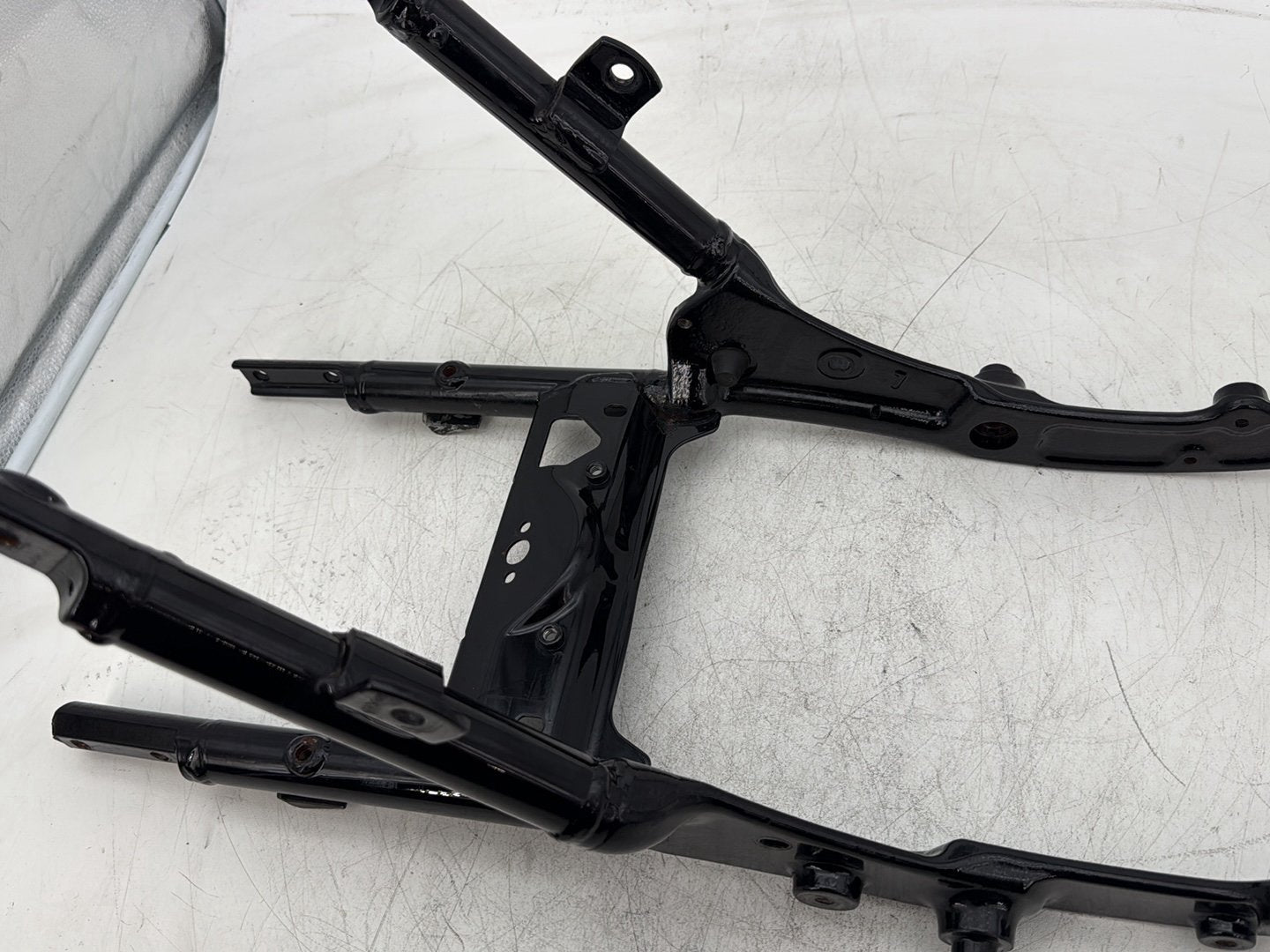 2012 Harley Road Glide Touring FLTRX Custom OEM Rear Back Sub Frame Rail Bar 48079-09BHP