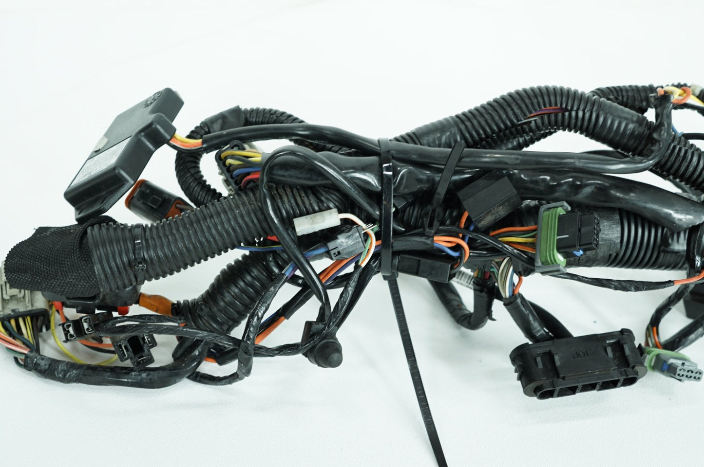 2007 - 2011 Harley-Davidson Touring Electra Ultra Front Sub Wiring Harness Loom Interconnect 70232-08
