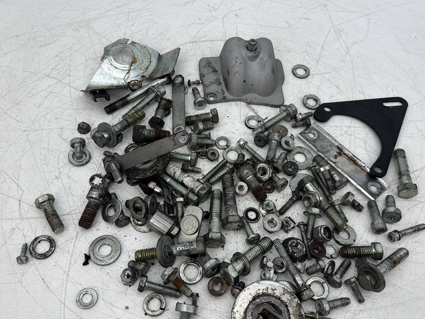 2004 Harley Touring FLHT Electra Glide OEM Hardware Bolts Nuts & Brackets
