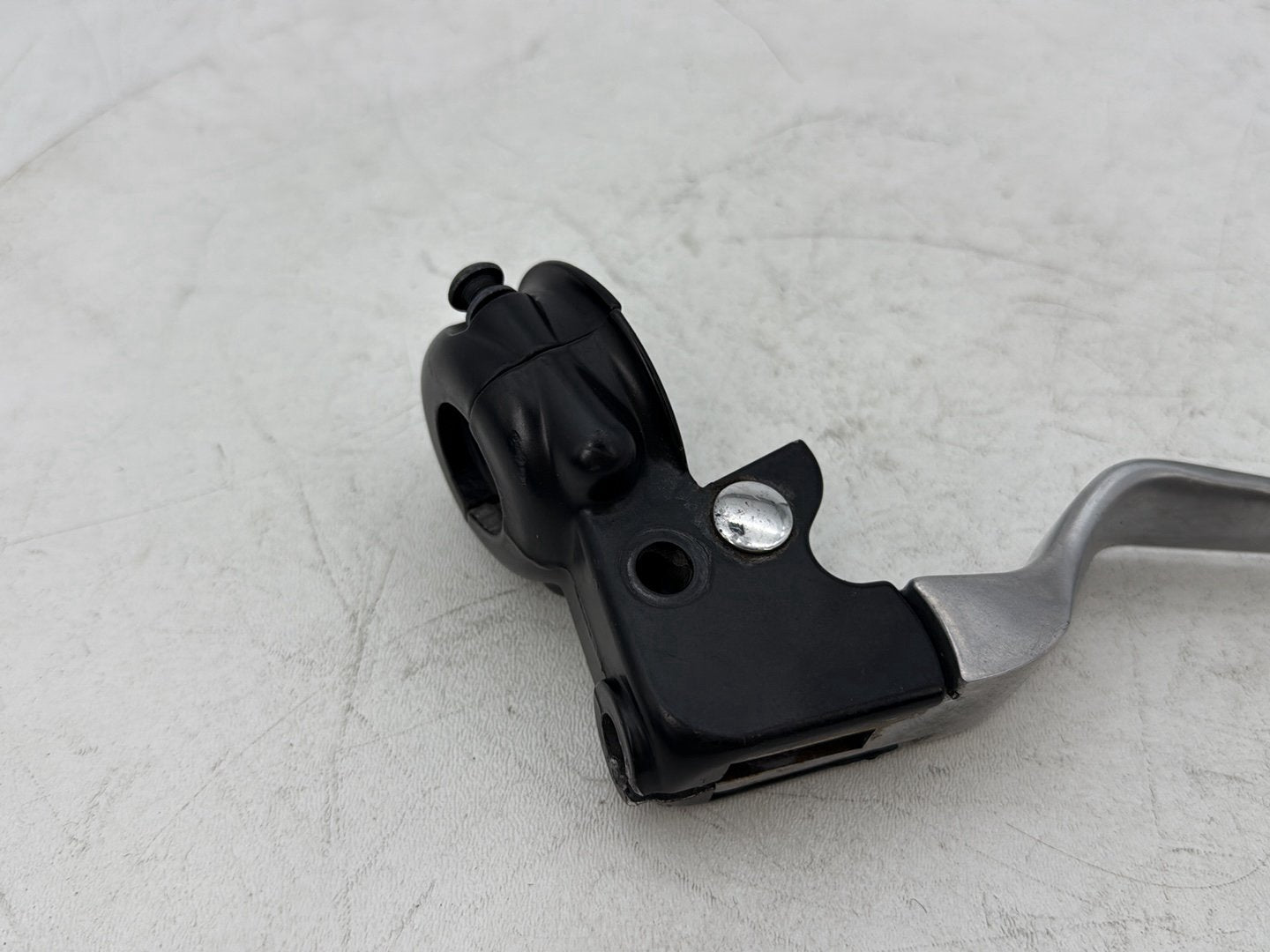 1999 - 2006 Harley-Davidson Touring Electra Glide Ultra Front Left Hand Clutch Control Lever 38608-96