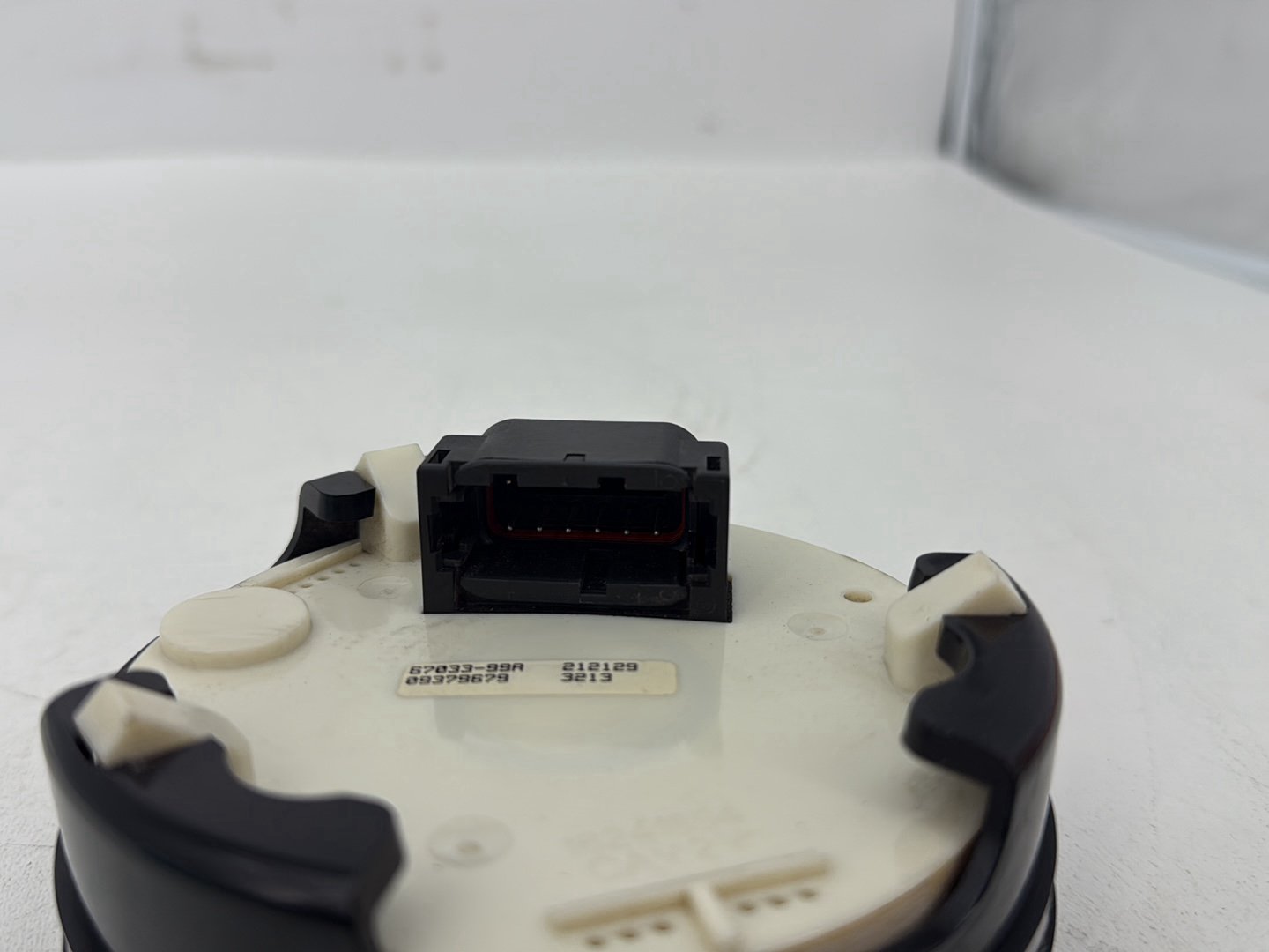 Harley-Davidson Misc Speedo Speedometer Gauge Cluster 67033-99A