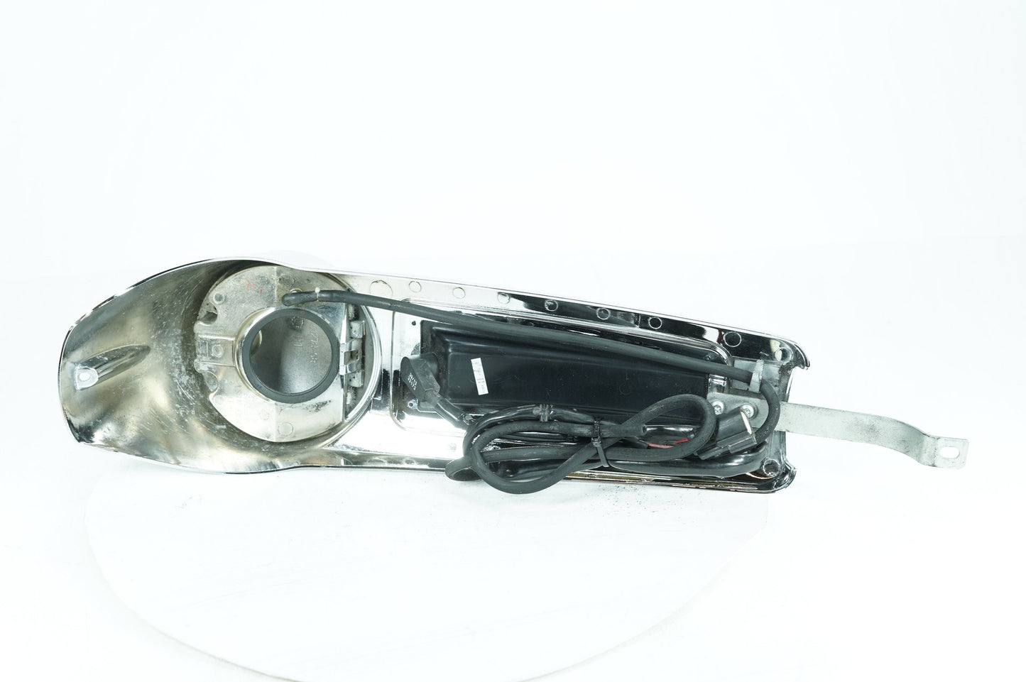 2008 - 2016 Harley-Davidson Touring Electra Glide Ultra Fuel Gas Tank Dash Console NOKey 61270-08