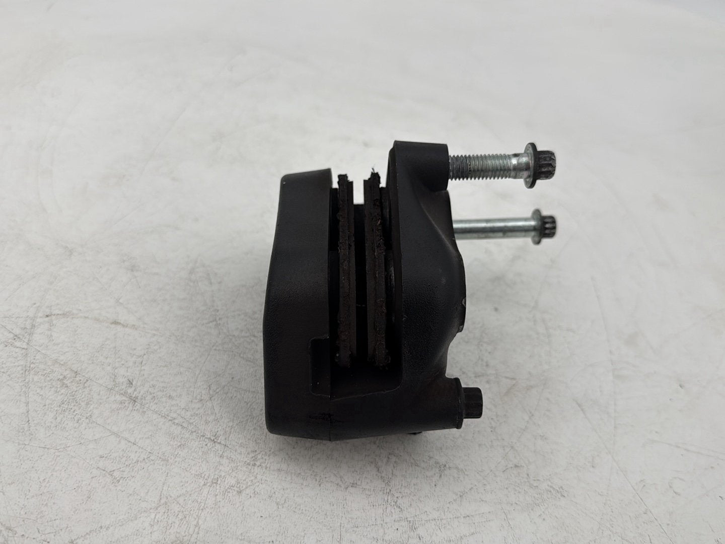 1999 - 2006 Harley-Davidson Dyna Super Glide Front Left 1 Brake Caliper 44046-00D