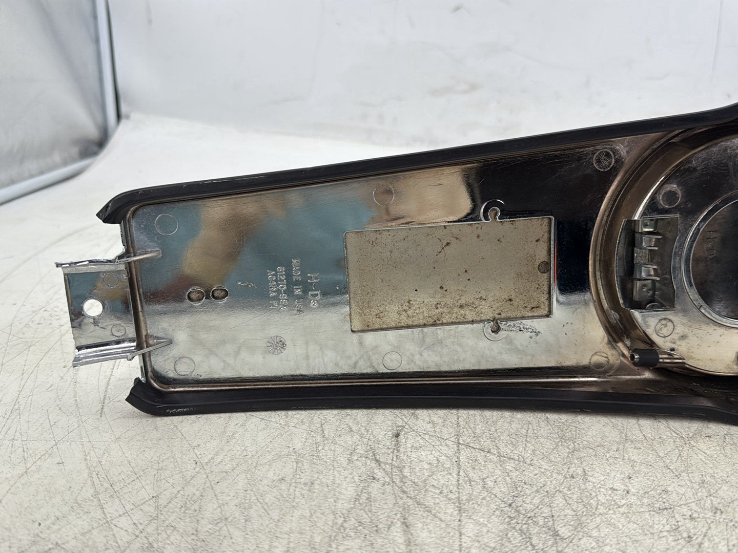 2007 Harley Touring FLHTC Electra Glide Classic OEM Fuel Gas Tank Dash Console NOKey
