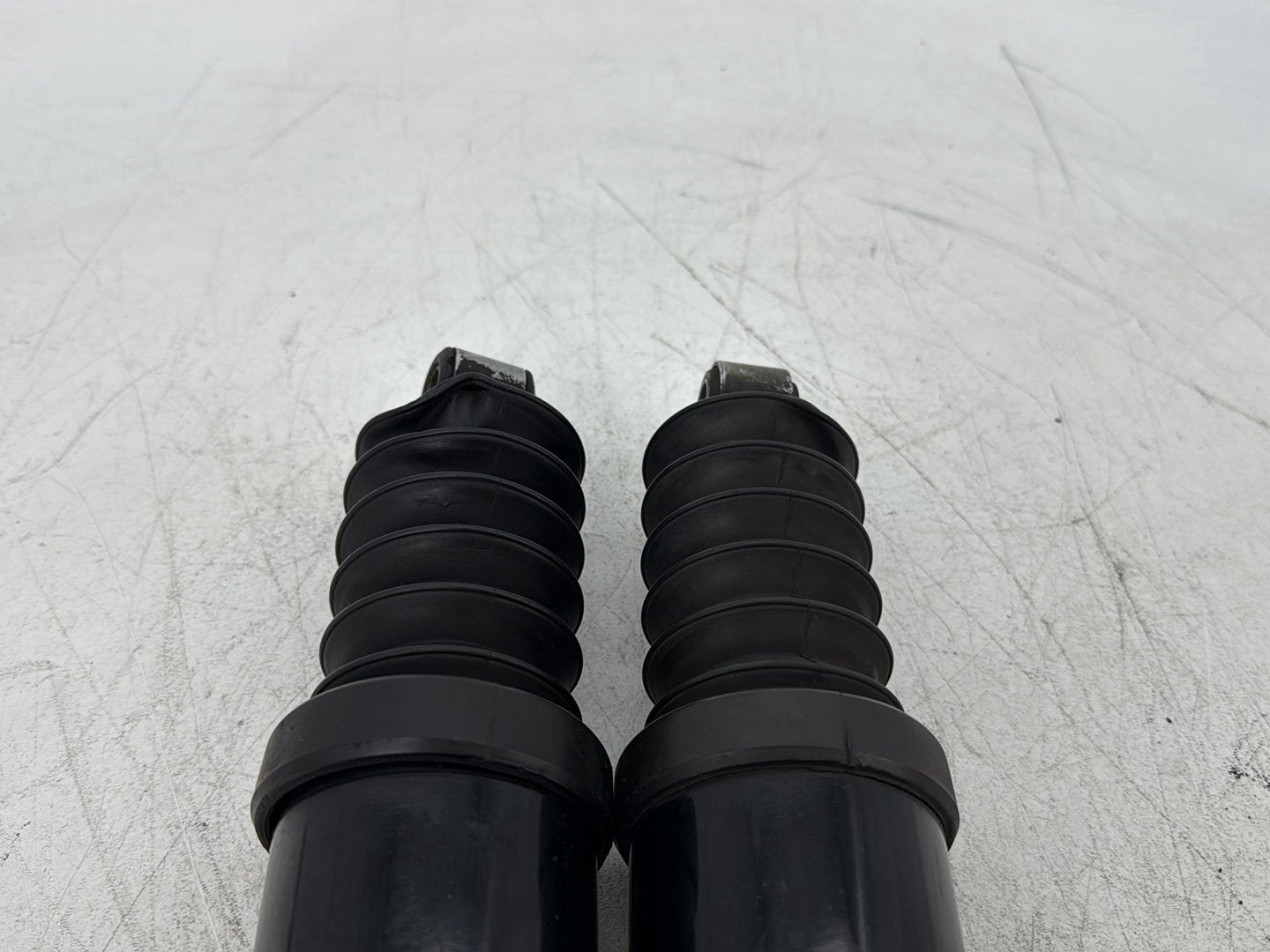 1995 Harley Road King Touring OEM Rear Left Right Shock Absorbers 13"