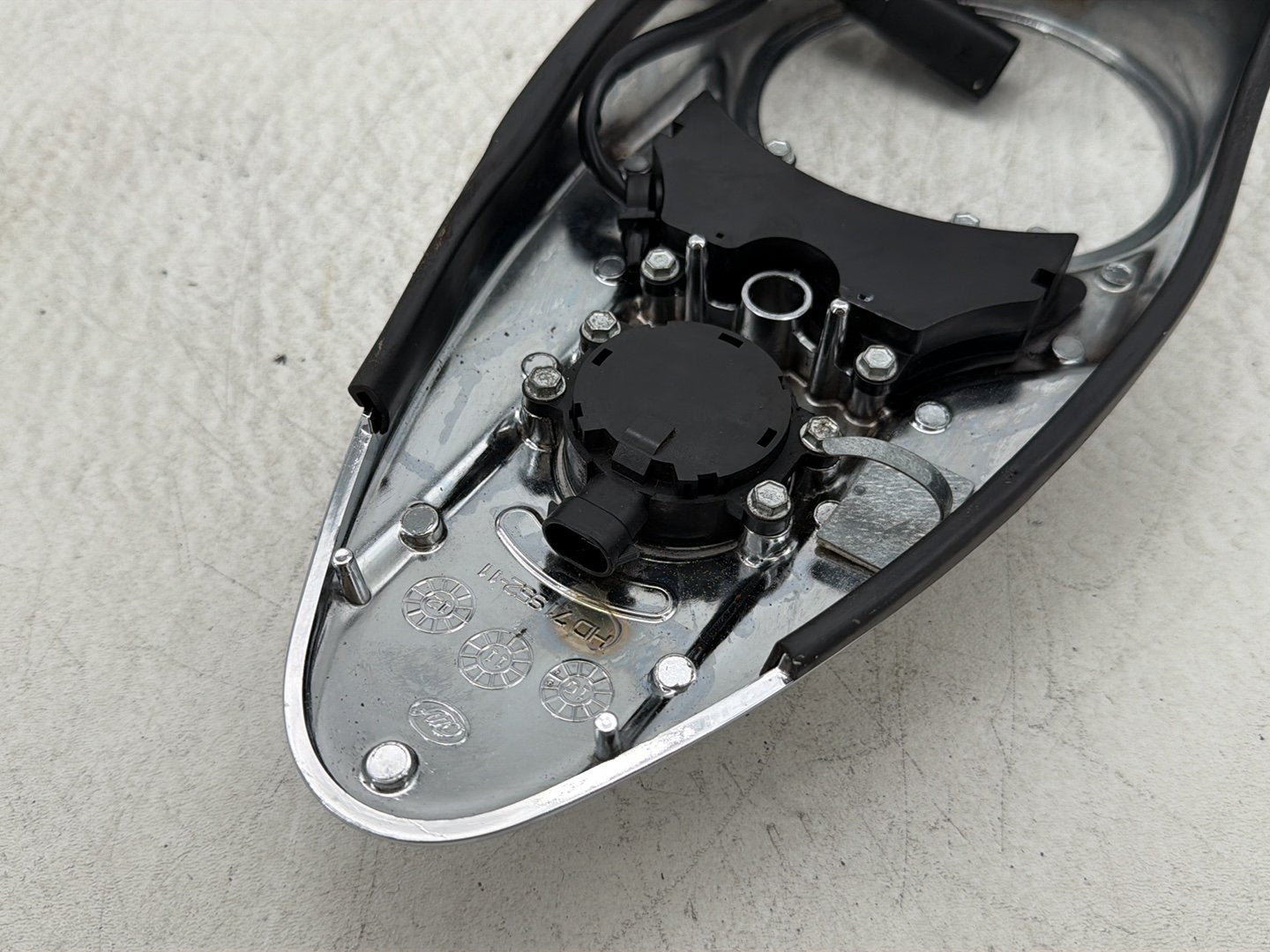 2011 Harley Heritage Softail Classic FLSTC OEM Fuel Gas Tank Dash Console NOKey