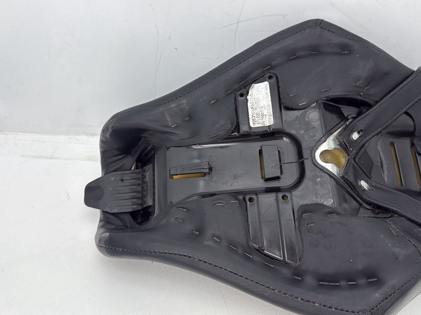 2013 Harley Forty-Eight Sportster 1200X OEM Passenger Rider Driver Seat Saddle