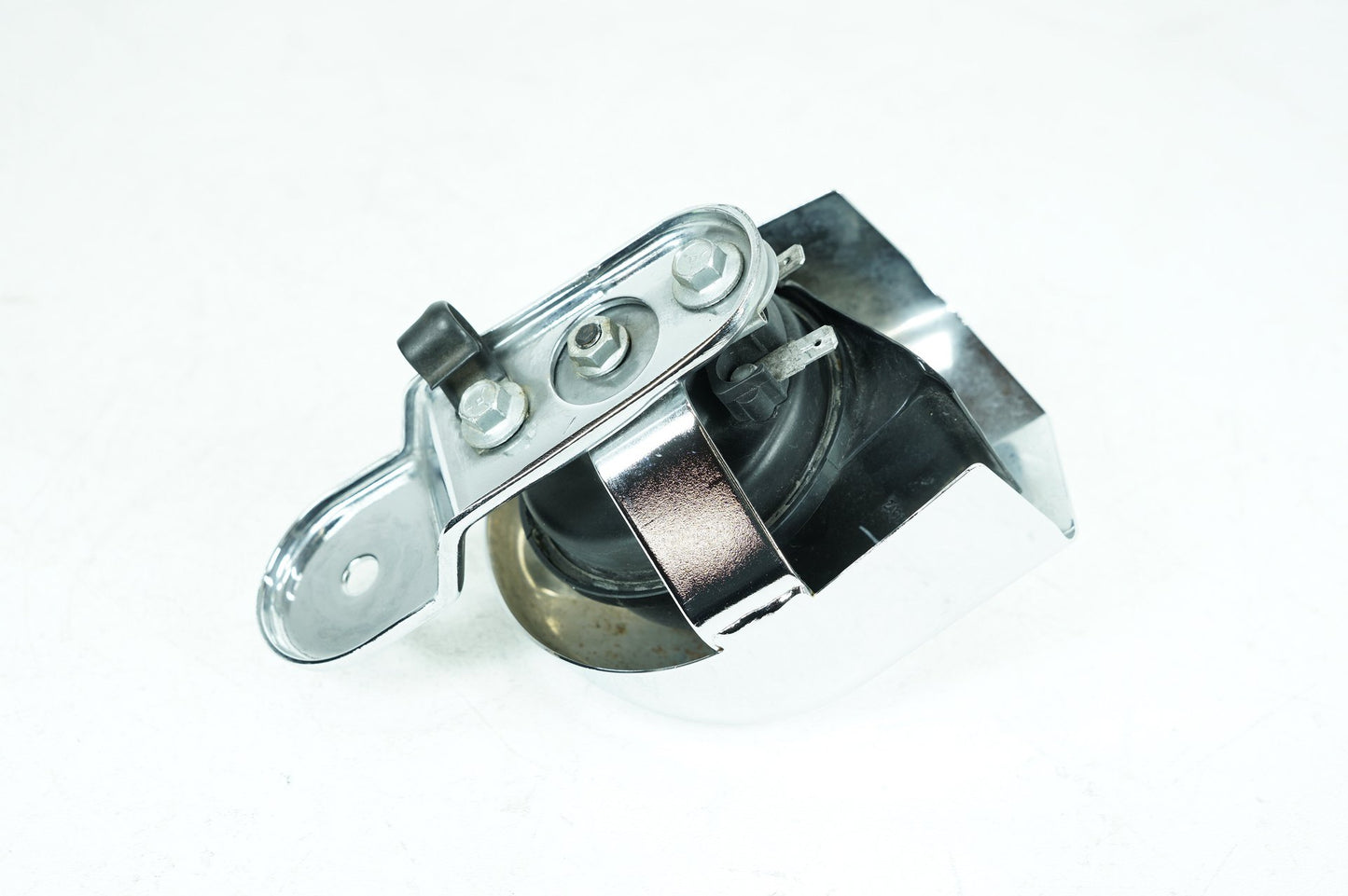 2007 - 2017 Harley-Davidson Dyna Switchback Horn Signal Klaxon Chrome Cover 61300478