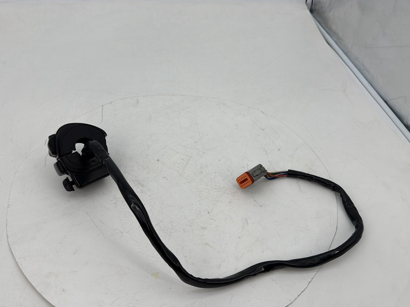 1999 - 2006 Harley-Davidson Touring Electra Glide Ultra Left Turn Signal Headlight Switches Controls 71682-06