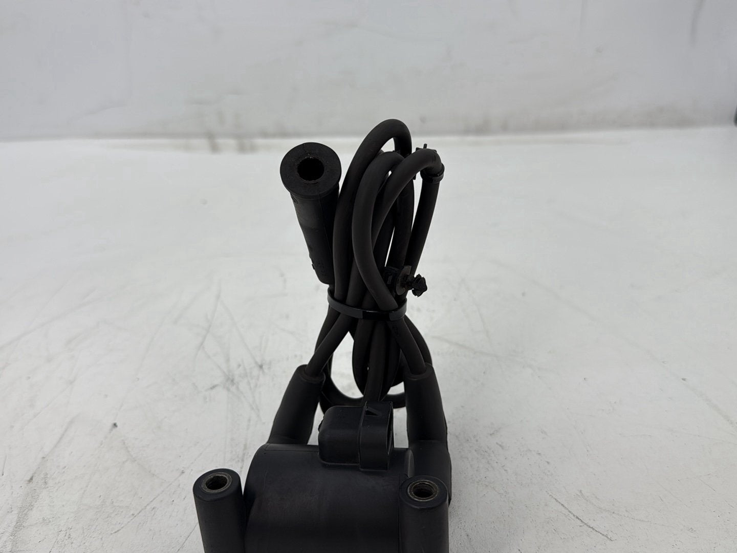 2011 Harley Electra Glide Ultra FLHTK OEM Ignition Coil Spark Igniter