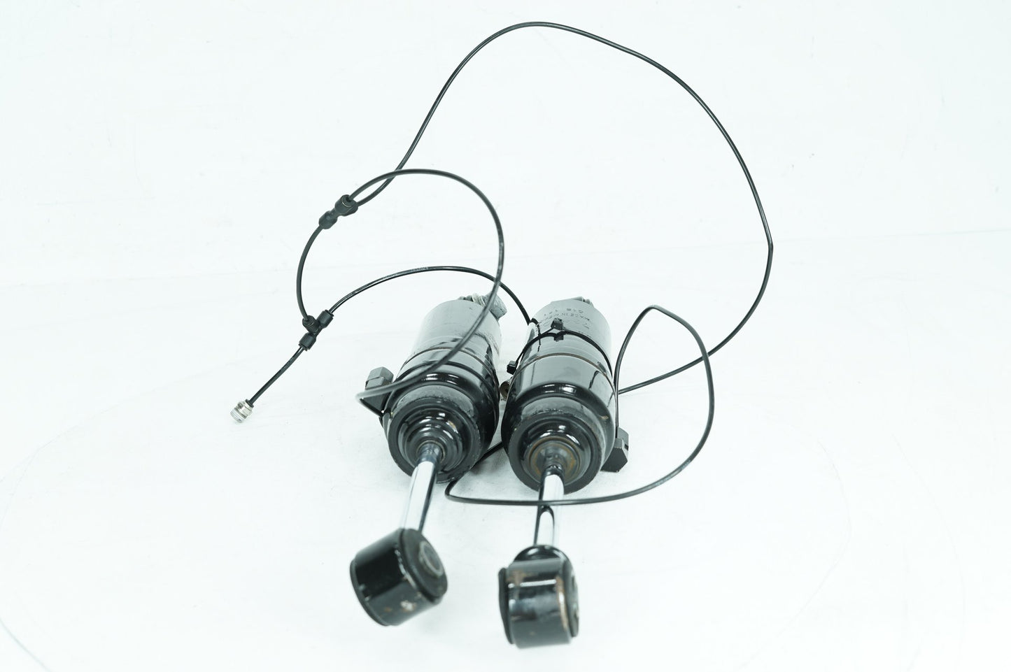 1999 - 2006 Harley-Davidson Touring Electra Ultra Rear Left Right Shock Absorbers 729202