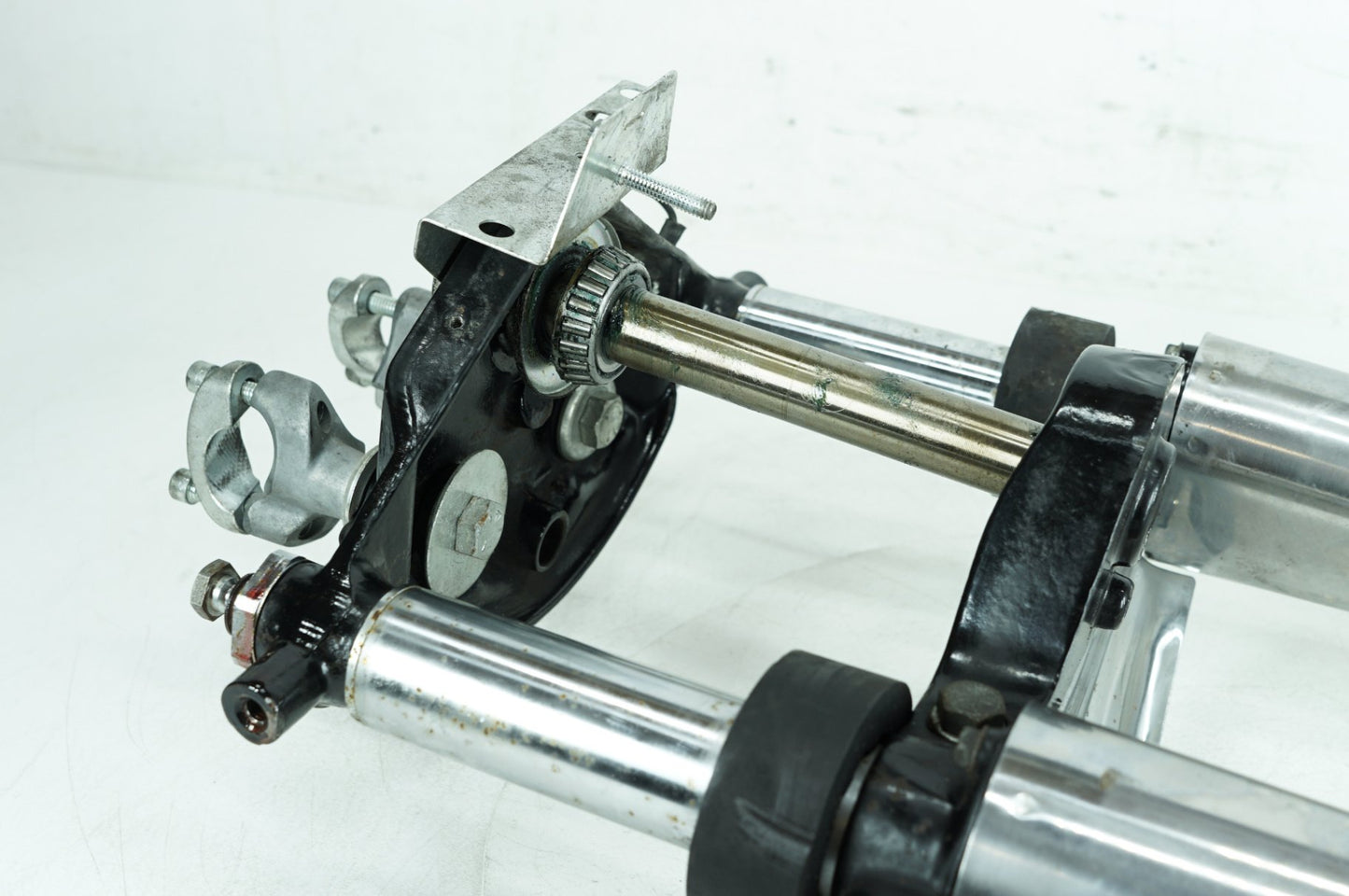 1984 - 1998 Harley-Davidson Touring Electra Glide Ultra Front Triple Tree Set & LH RH Fork Legs Sliders 45435-95