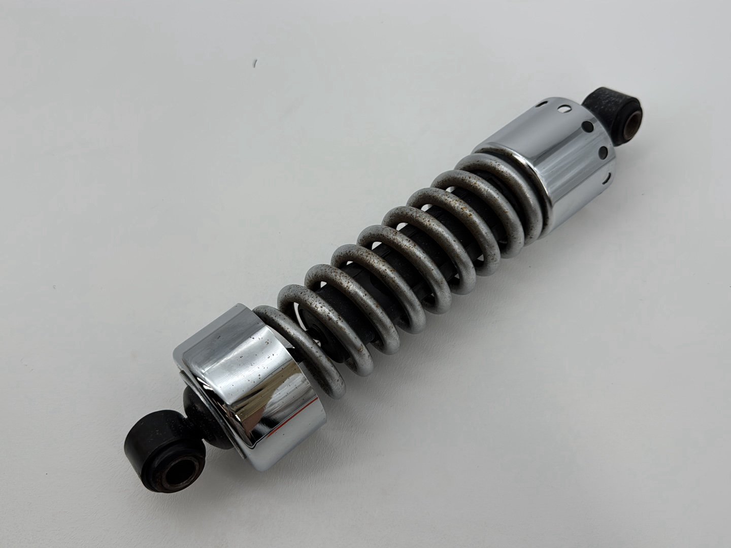 2006 - 2017 Harley-Davidson Dyna Street Bob Rear 1 Shock Absorber 54615-01