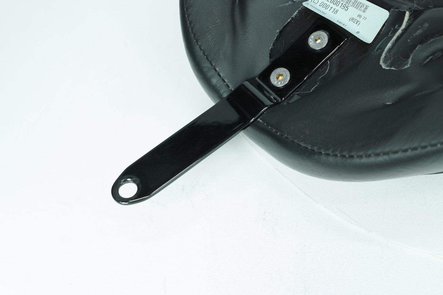 2012 - 2026 Harley-Davidson Sportster Iron 883 Rider Driver Solo Seat Pillion 52000189