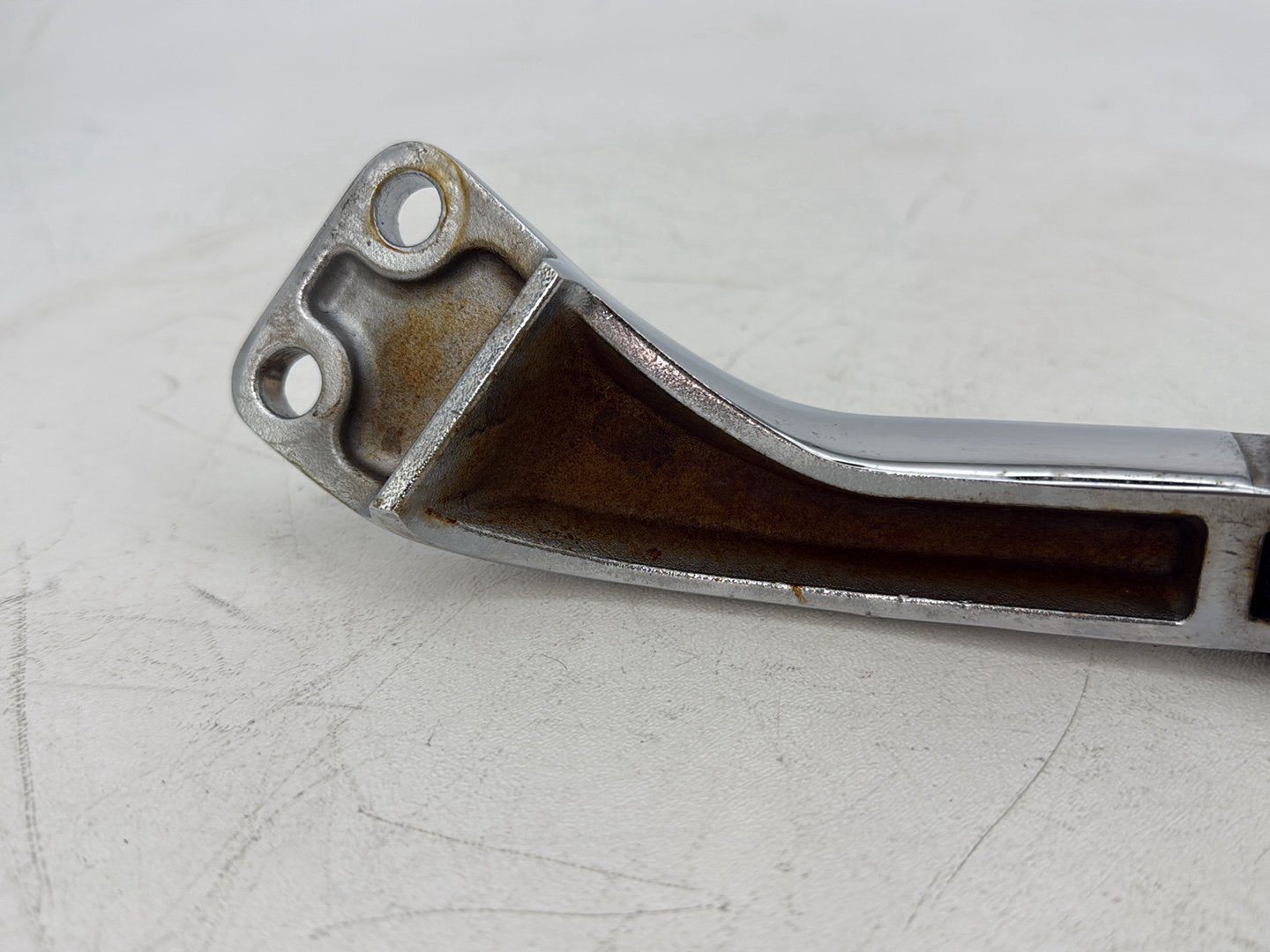 2007 - 2012 Harley-Davidson Dyna Super Glide Rear Passenger 1 Foot Peg Step Rest 49224-06A