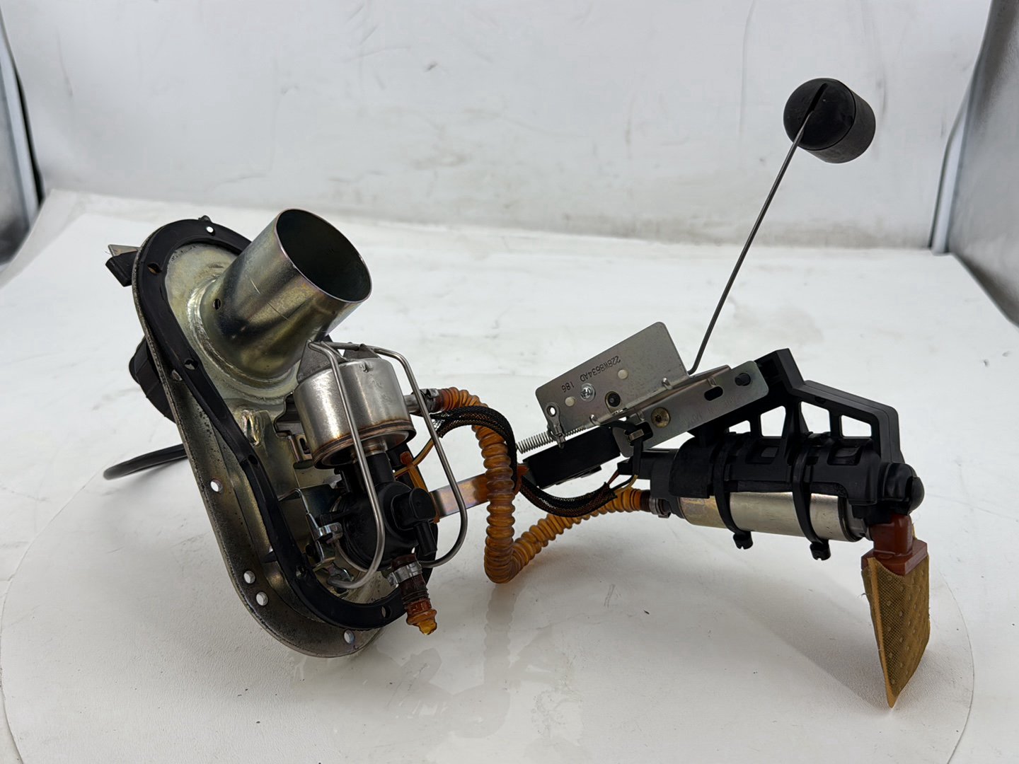2007 Harley Street Glide Touring FLHX OEM Fuel Pump Gas Gasoline Petrol Sending