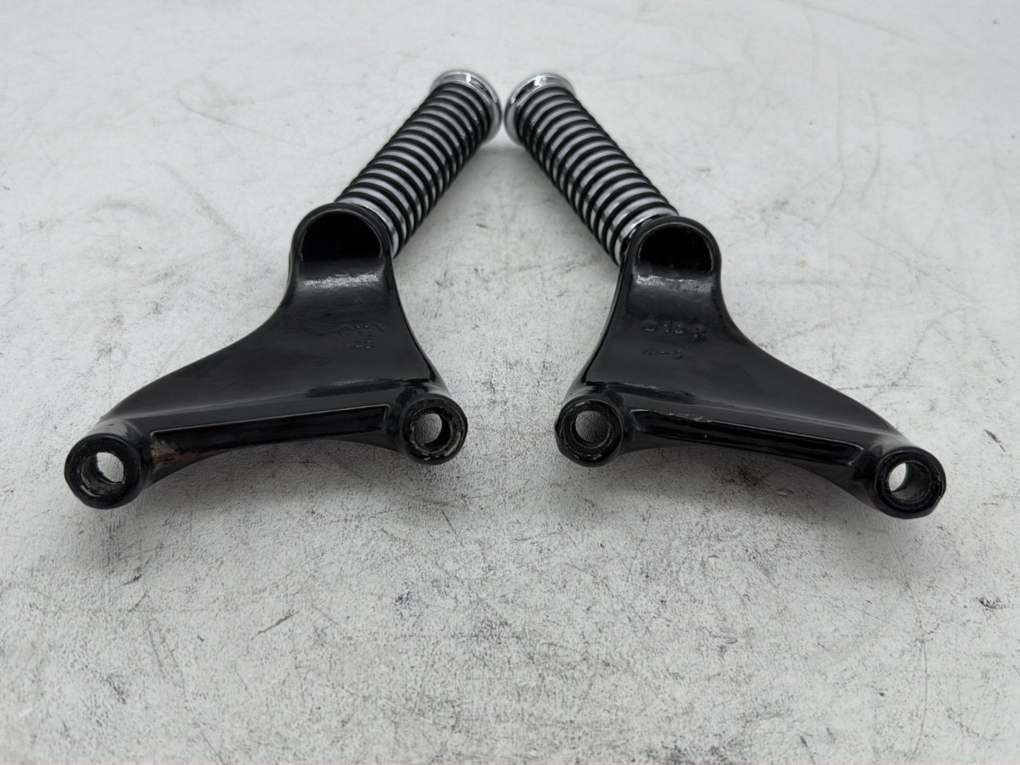 2006 Harley Sportster 1200 Custom XL1200C OEM Passenger Left & Right Foot Pegs