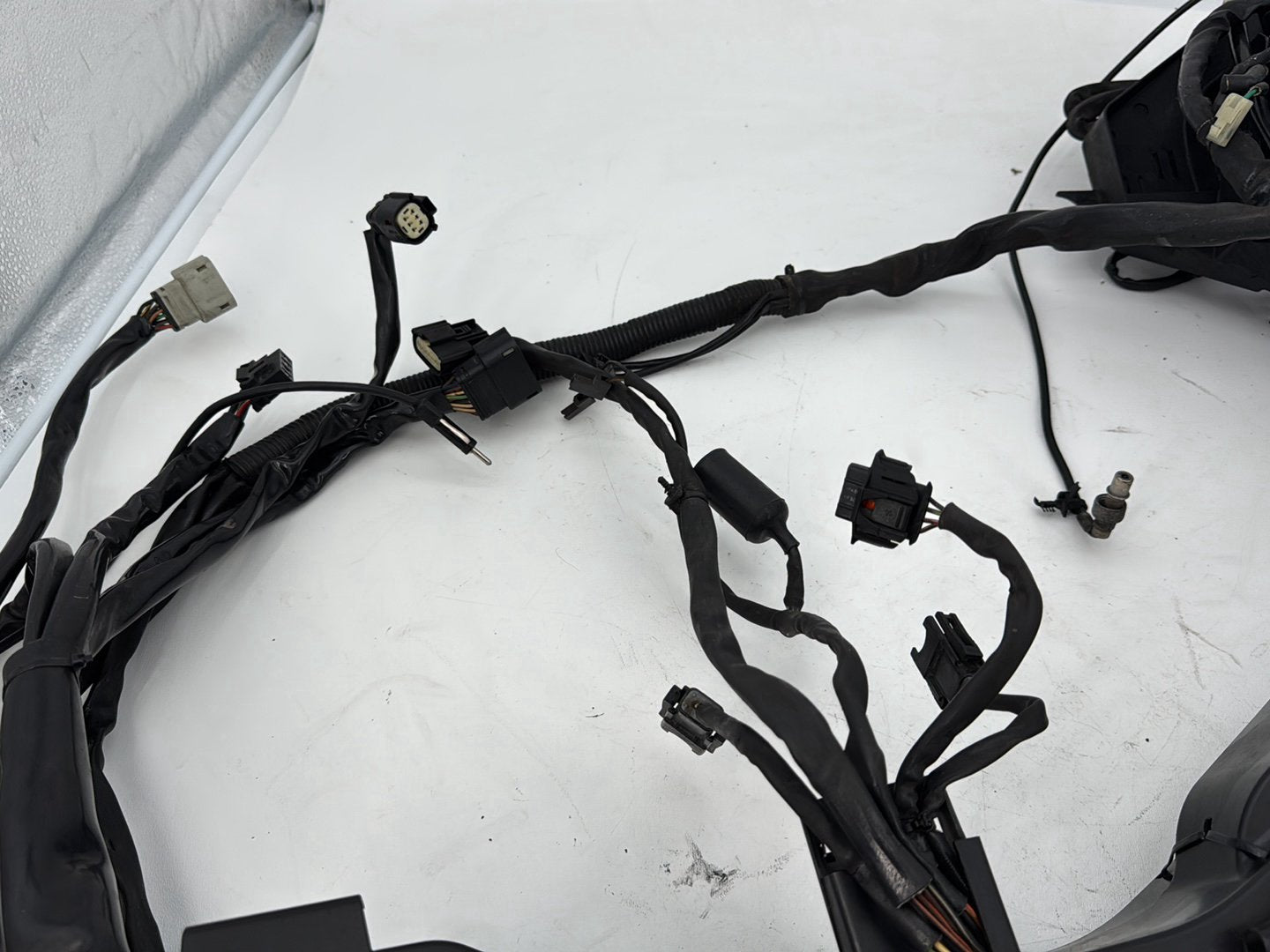 2007 - 2012 Harley-Davidson Touring Road Glide Main Wire Wiring Harness Loom NON-abs 70985-09