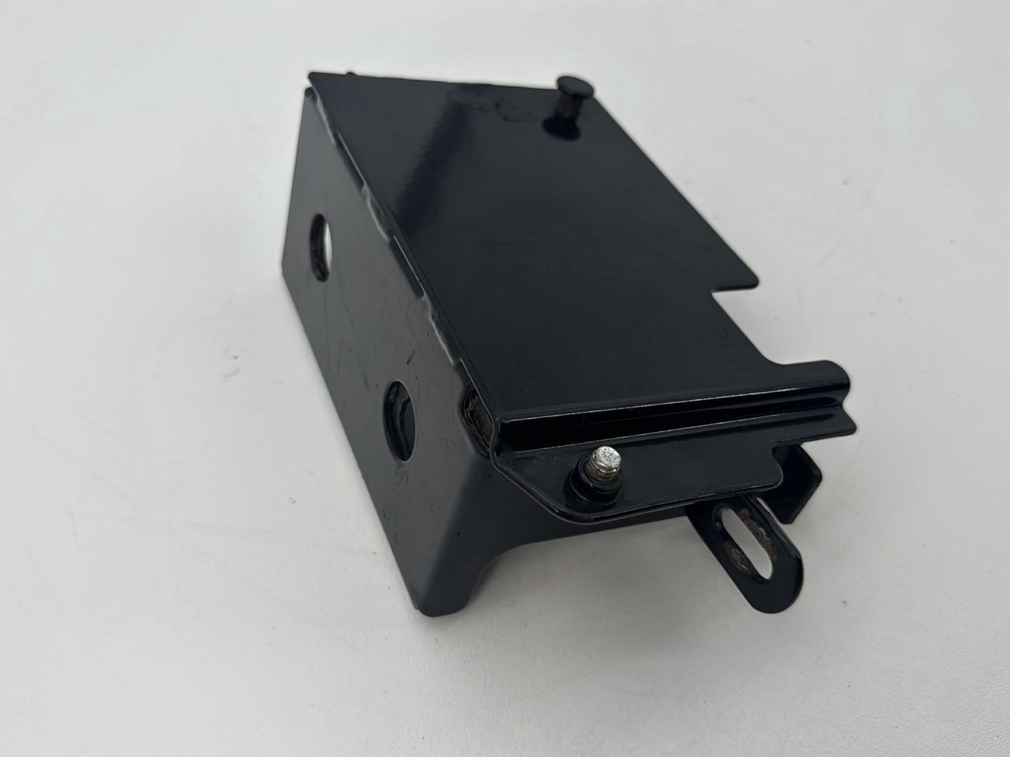1999 - 2006 Harley-Davidson Dyna Low Rider Battery Tray Bracket Holder Carrier