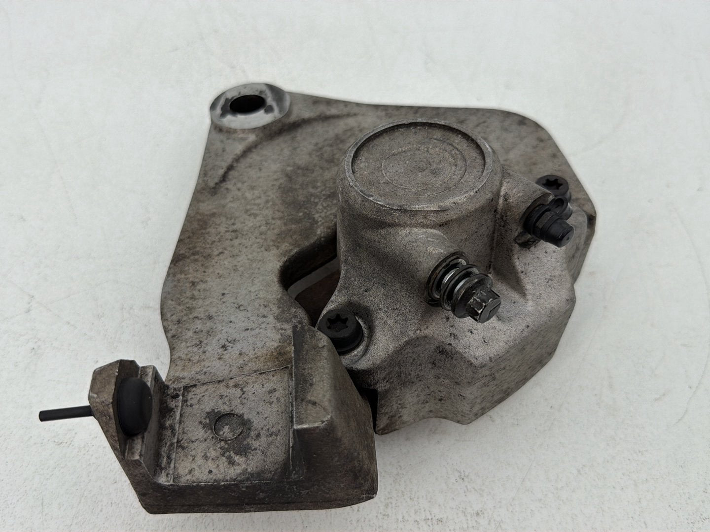 1984 - 1998 Harley-Davidson Touring Electra Glide Classic Rear Back Brake Caliper w/ Bracket 44050-87