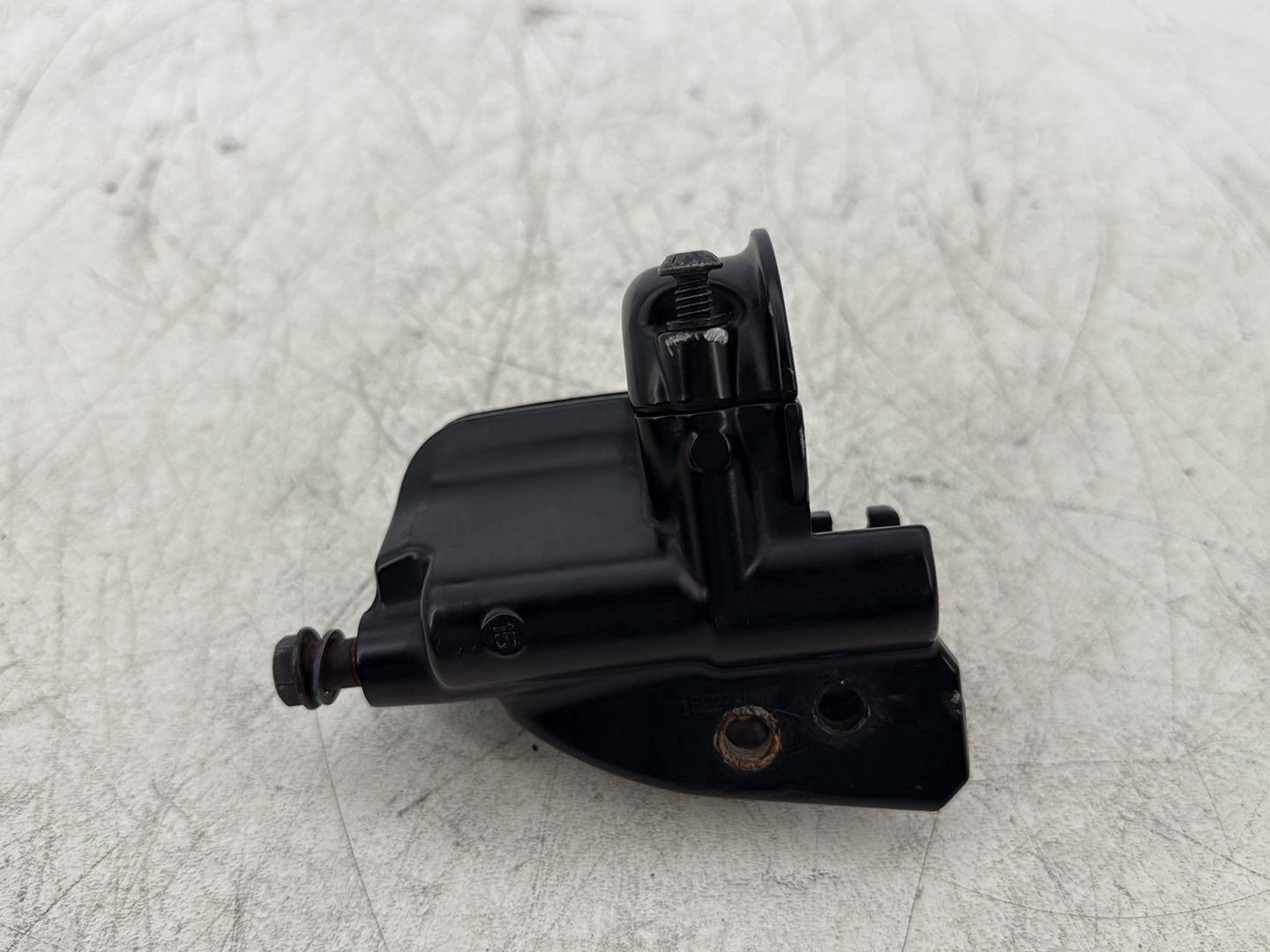2016 Harley Road King Touring FLHR OEM Front Right Hand Brake Lever Master Cylinder Reservoir