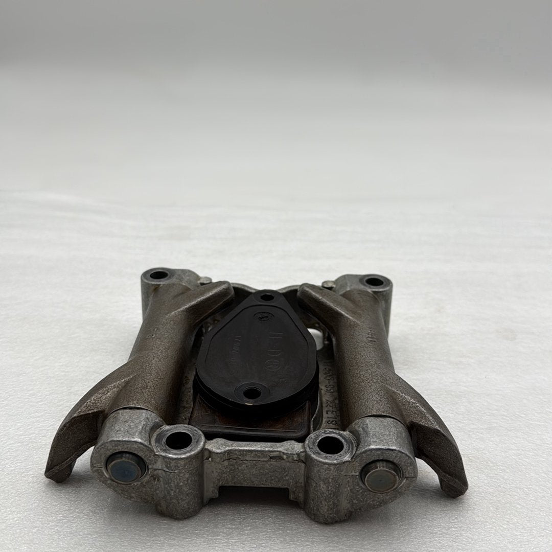 2000 - 2006 Harley-Davidson Softail Fat Boy Twin Cam Lower 1 Rocker Box 17543-99A 17543-99