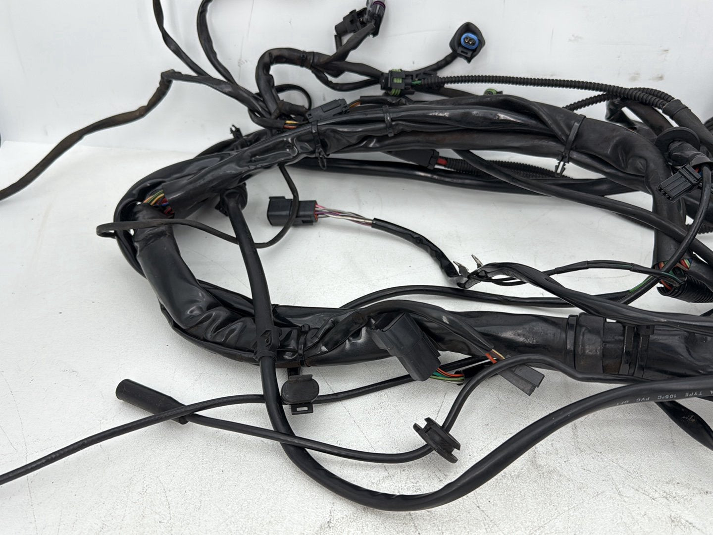 1999 - 2006 Harley-Davidson Touring Electra Glide Ultra Main Wire Wiring Harness Loom 70985-04