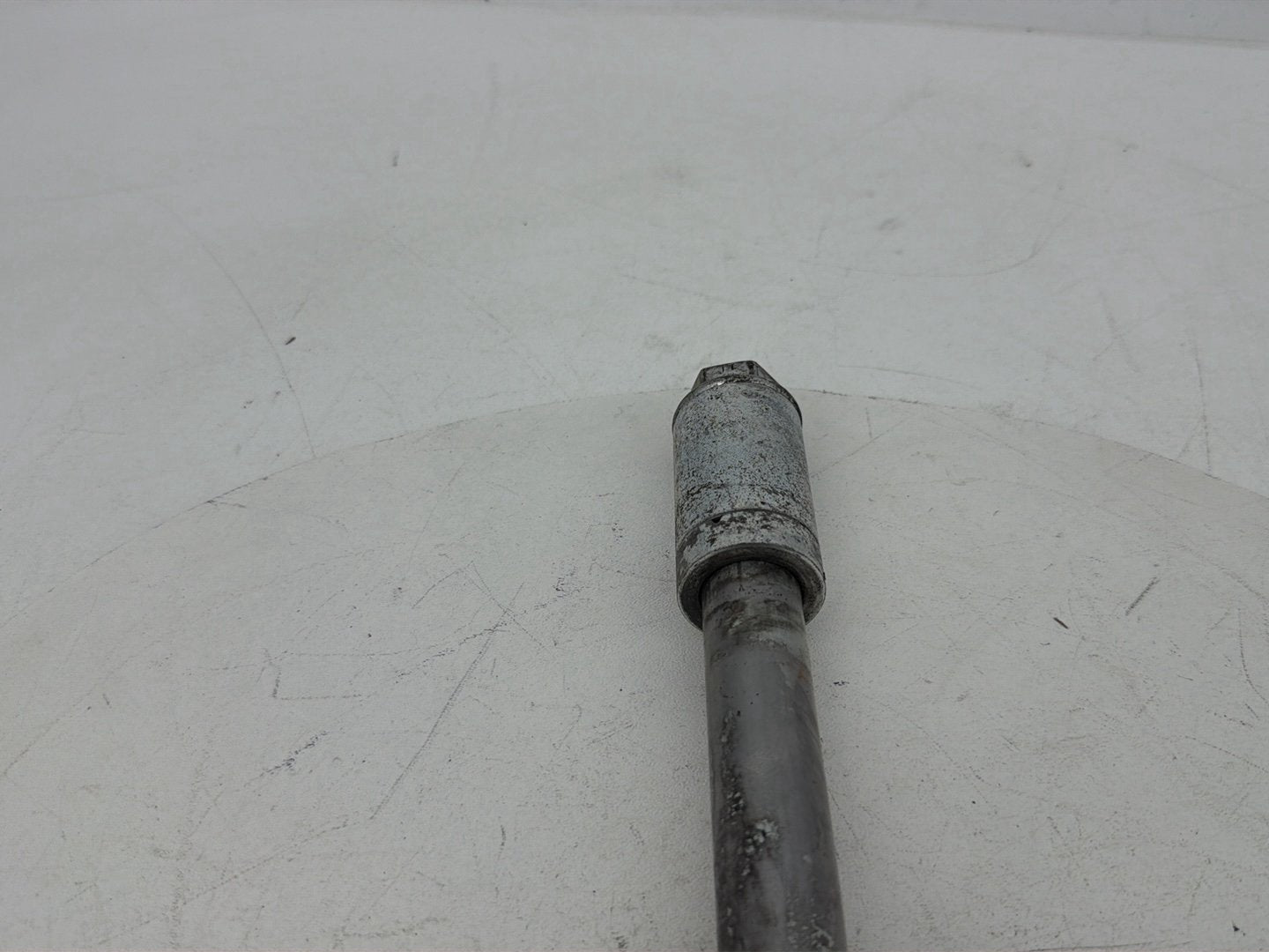 2007 - 2017 Harley-Davidson Dyna Super Glide Custom Rear Wheel Axle Bolt Shaft 41114-06