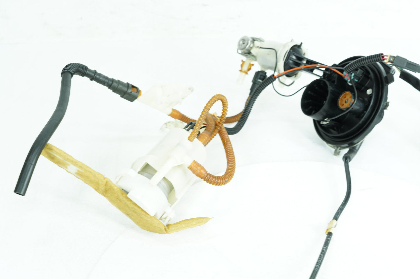 2007 - 2012 Harley-Davidson Touring Electra Glide Ultra Fuel Pump Gas Gasoline Petrol Sending 62908-08