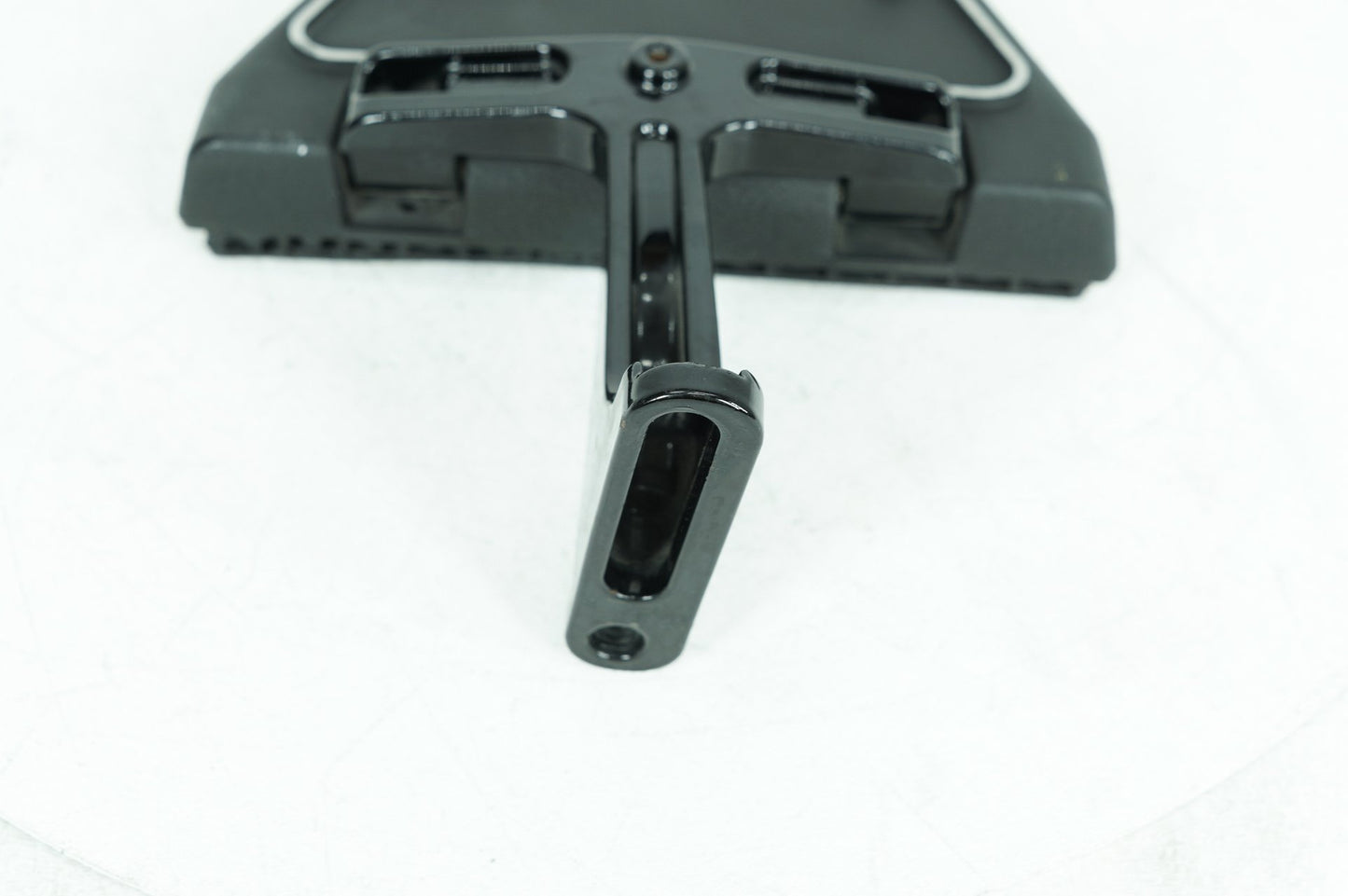 2008 - 2016 Harley-Davidson Touring Electra Glide Classic Rear Passenger 1 Foot Peg Step Rest 50606-06