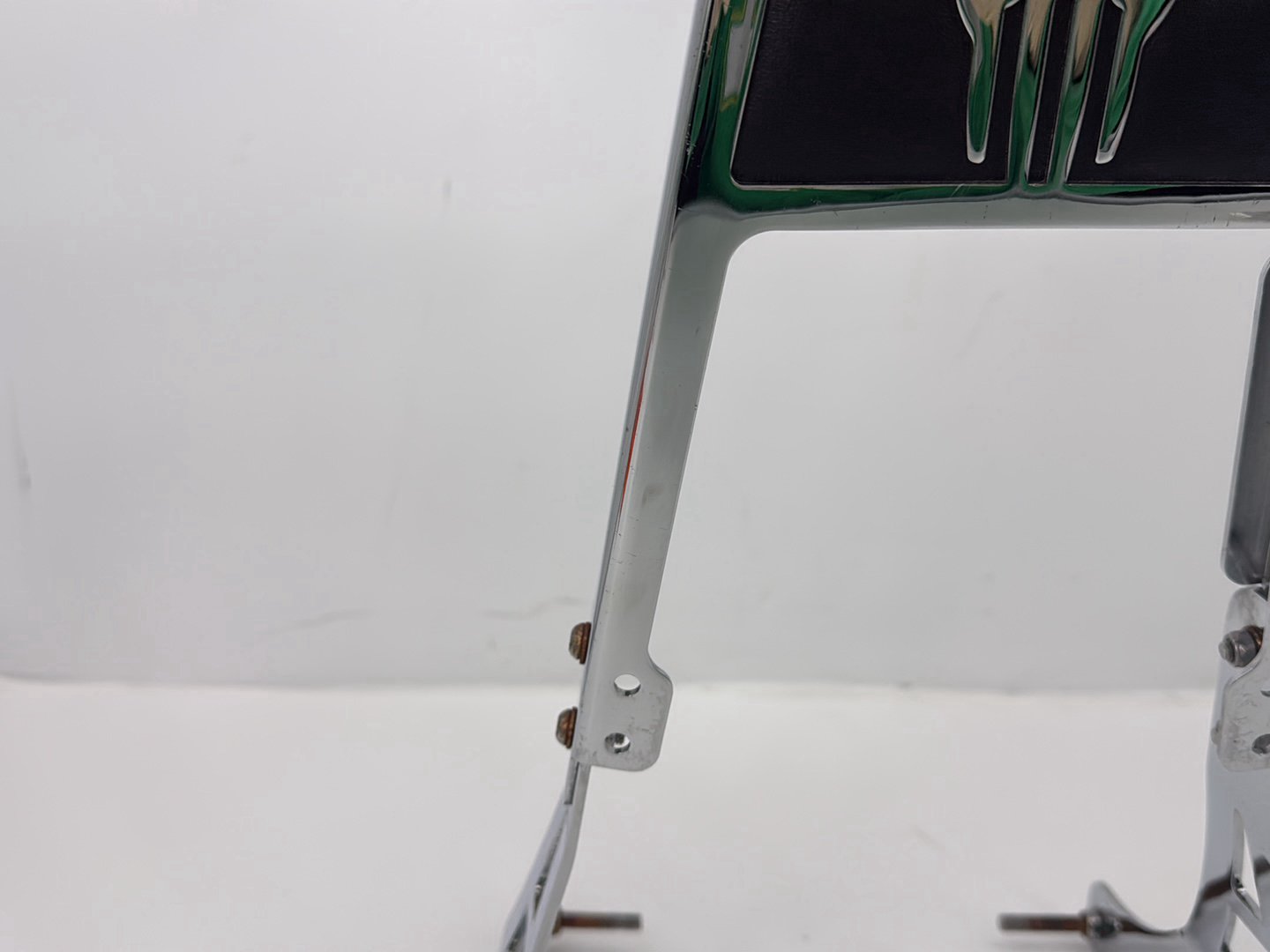 2003 Harley Sportster XL1200C 1200 OEM Rear Sissy Bar w/ Backrest Cushion Pad