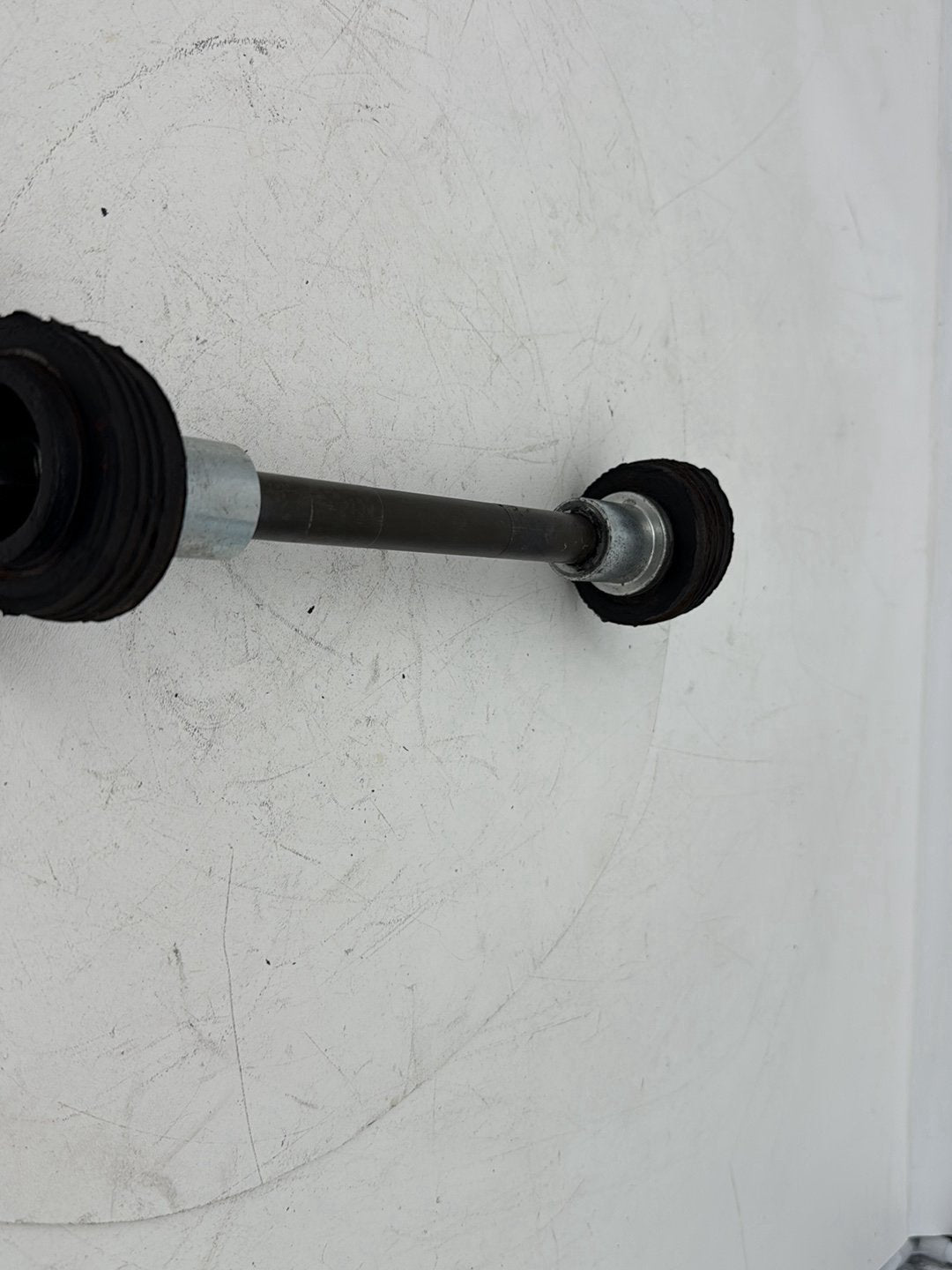 2007 - 2012 Harley-Davidson Touring Electra Glide Ultra Rear Fork Swingarm Pivot Bolt Shaft 47505-02